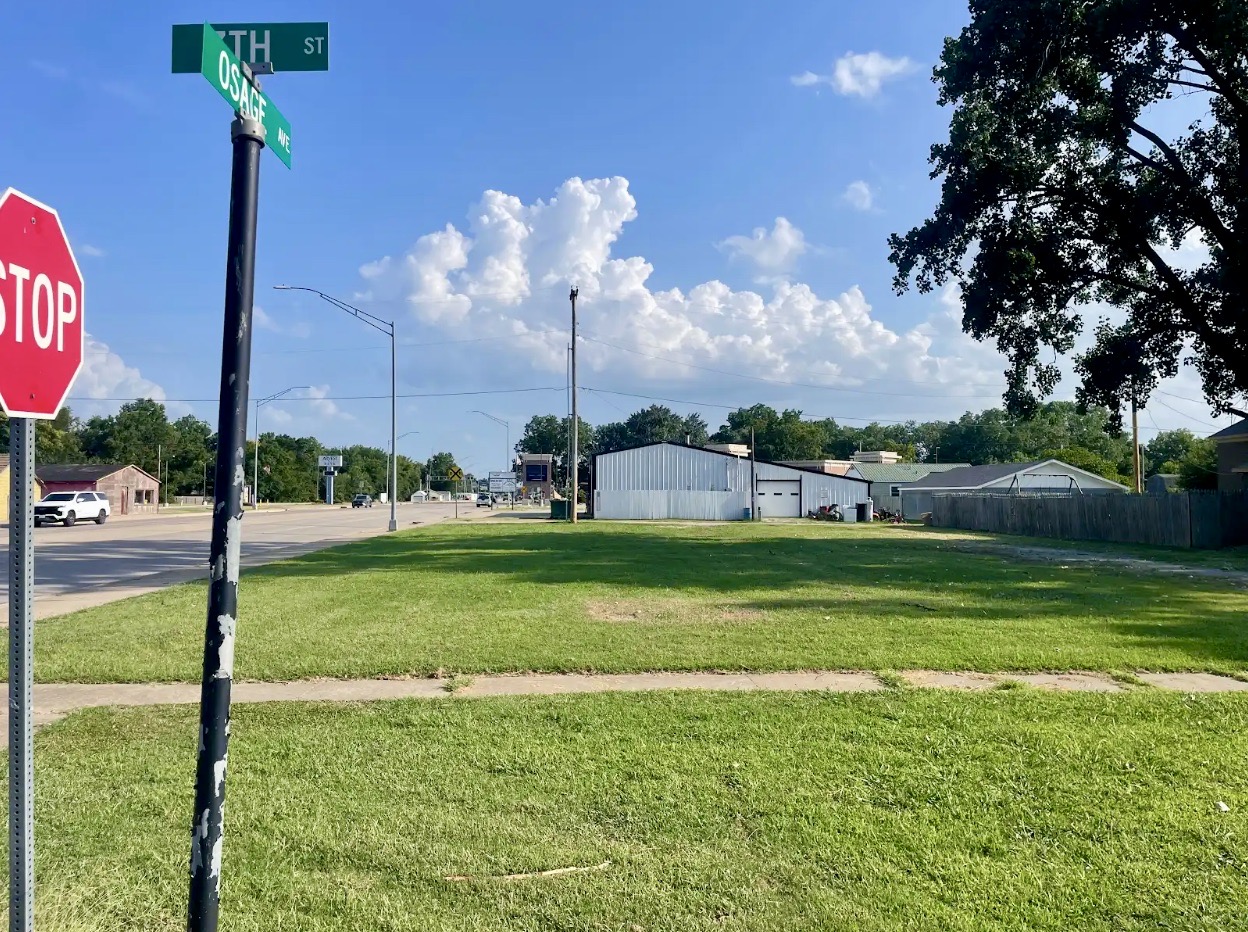 418 E 7th Street Dewey OK 74029