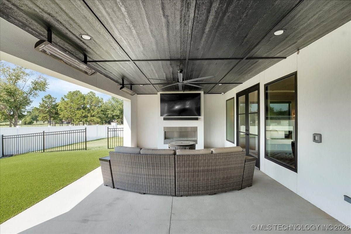 1212 N 72nd Street Broken Arrow OK 74014