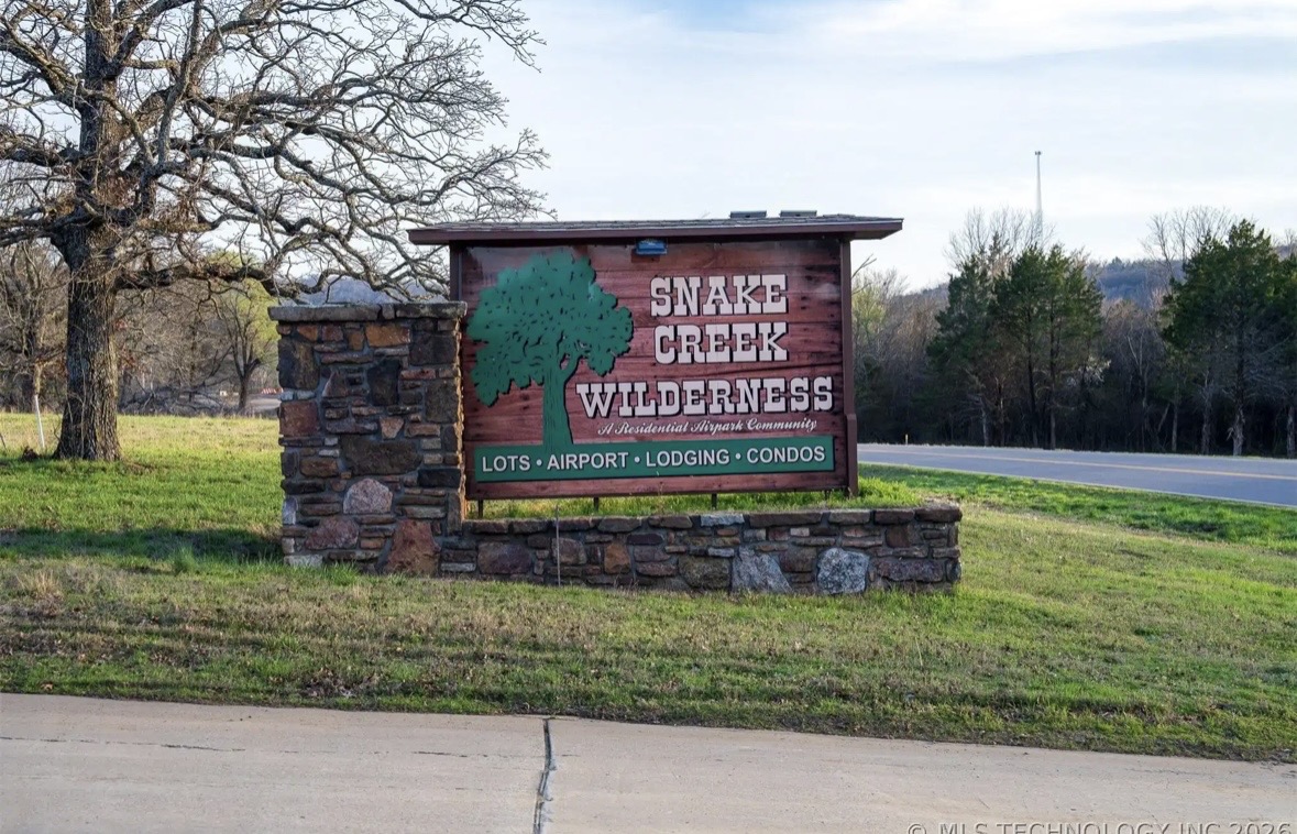 18303 E Wilderness Road Cookson OK 74427