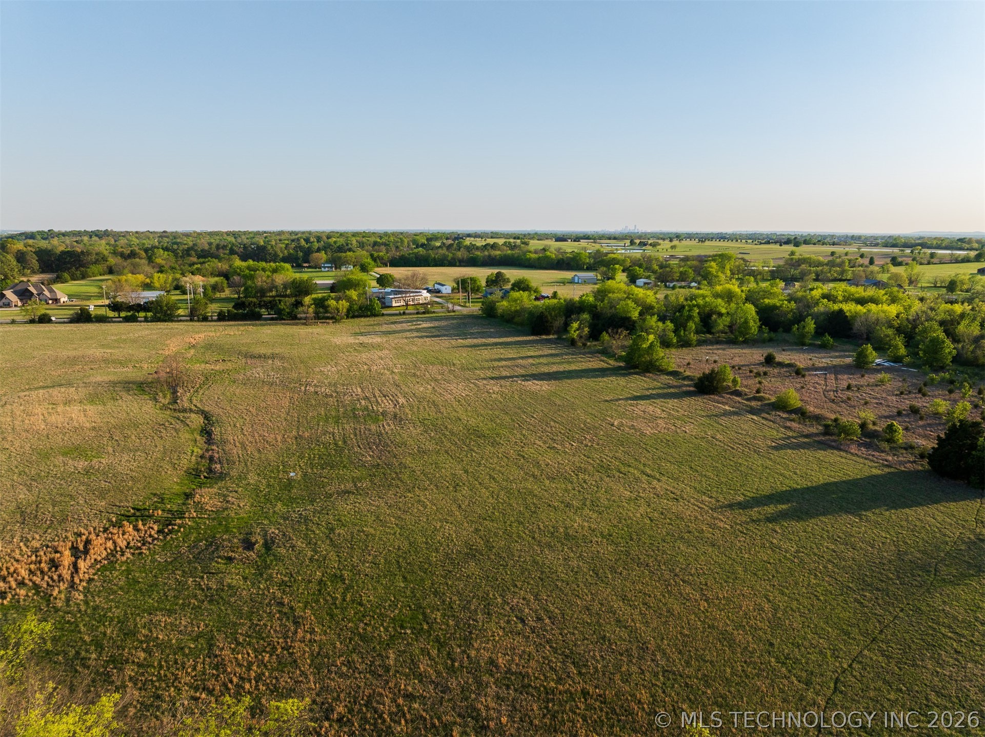 6 N Memorial Drive Owasso OK 74055