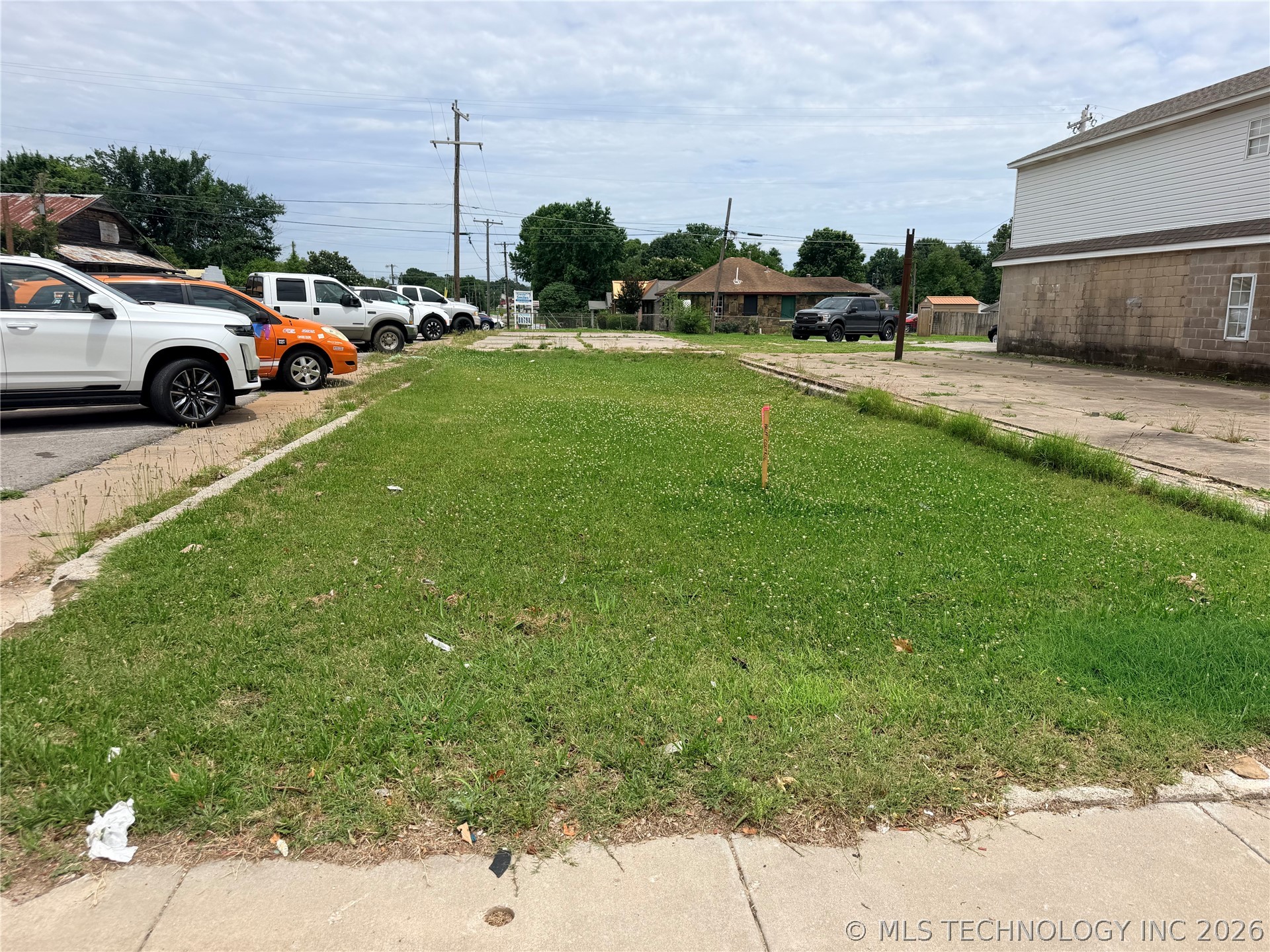 125 N Broadway Street Coweta OK 74429