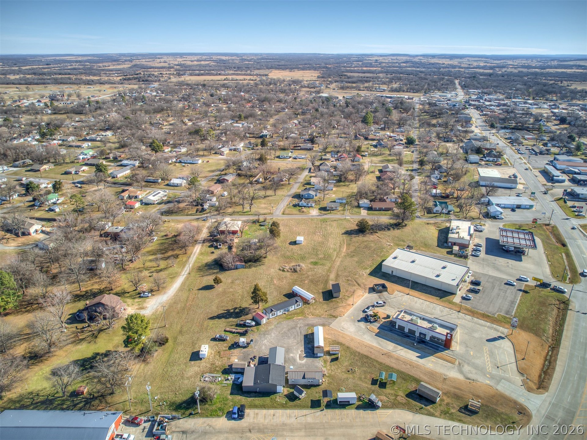 1107 W Gentry Avenue Checotah OK 74426