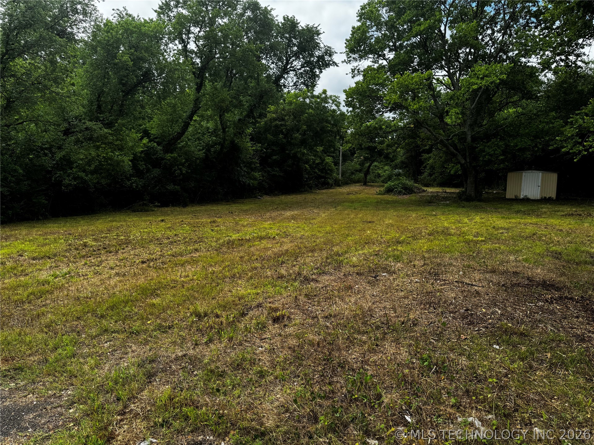 606 W 15th Street Tishomingo OK 73460