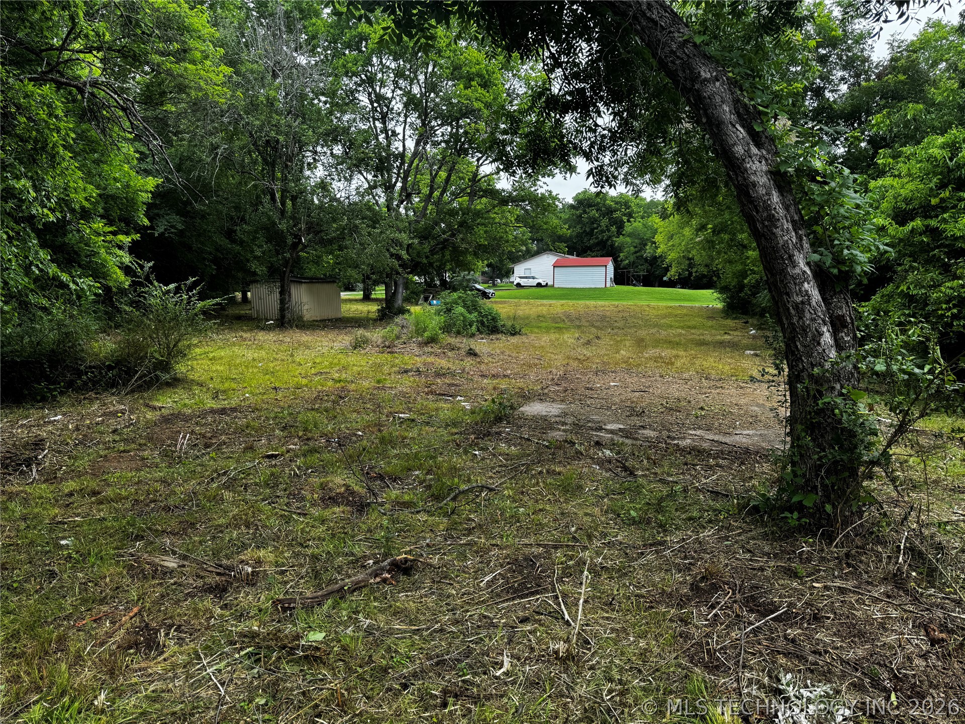 606 W 15th Street Tishomingo OK 73460
