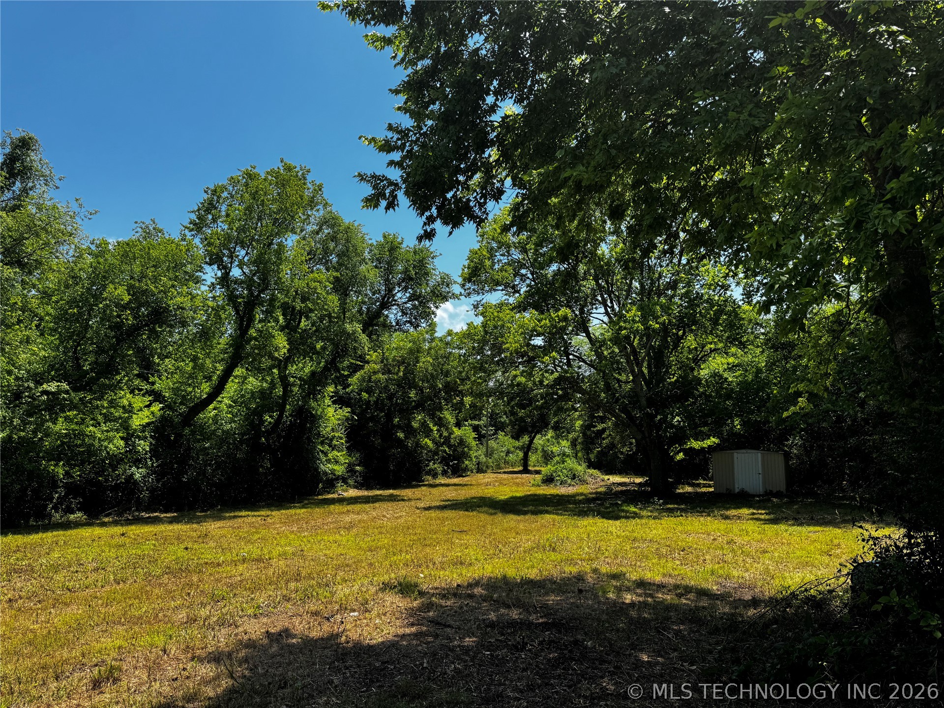 606 W 15th Street Tishomingo OK 73460