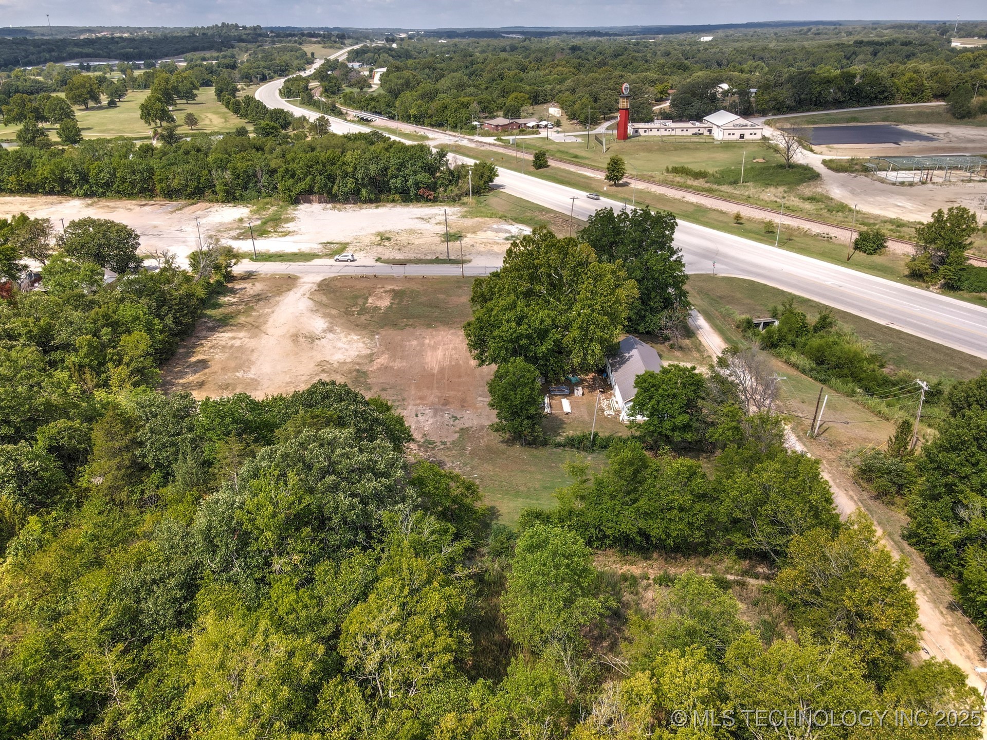 215 S Hawthorne Street Sapulpa OK 74066