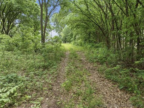 511 W Oak Street Webbers Falls OK 74470