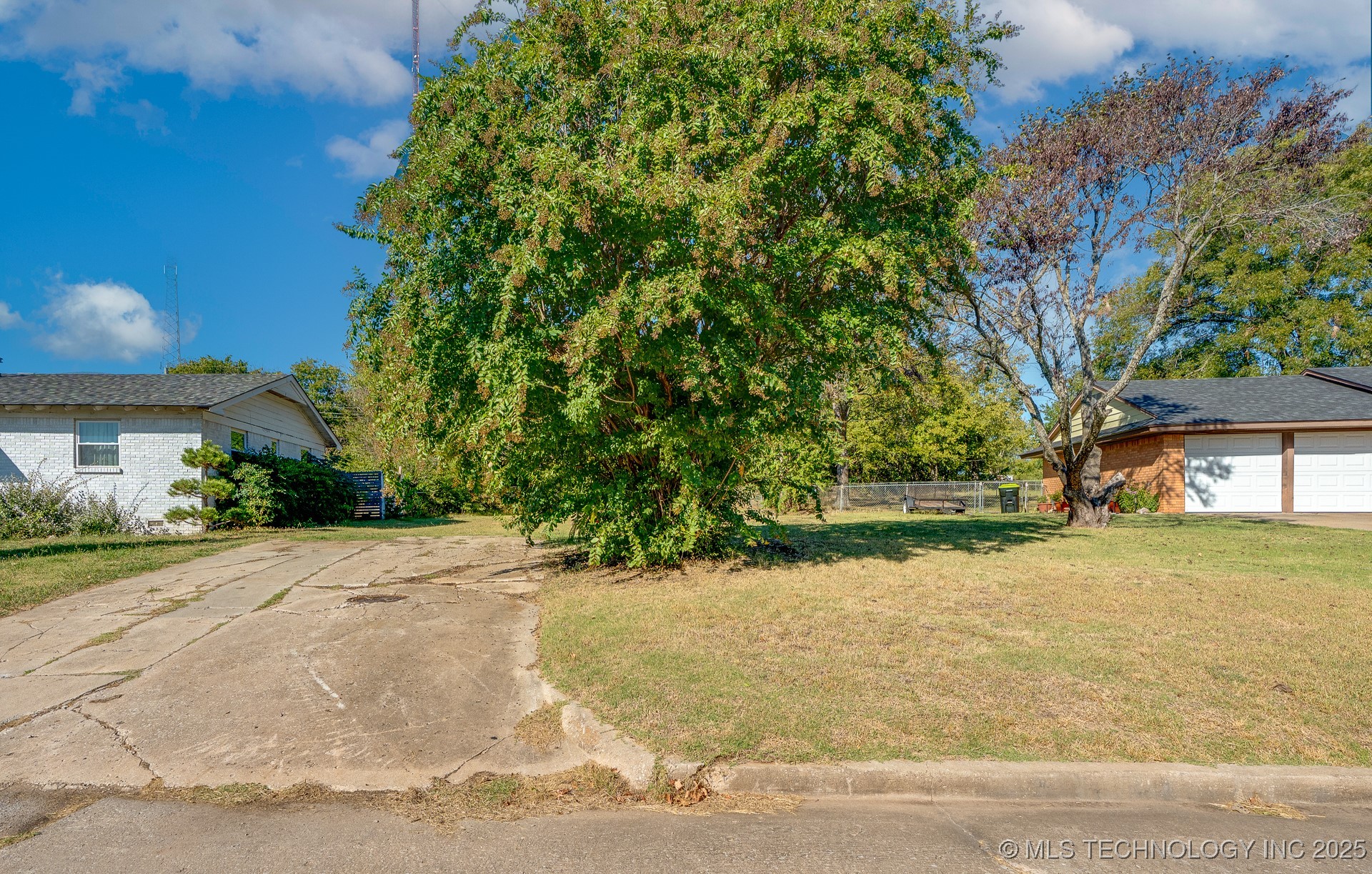 908 W 22nd Ada OK 74820