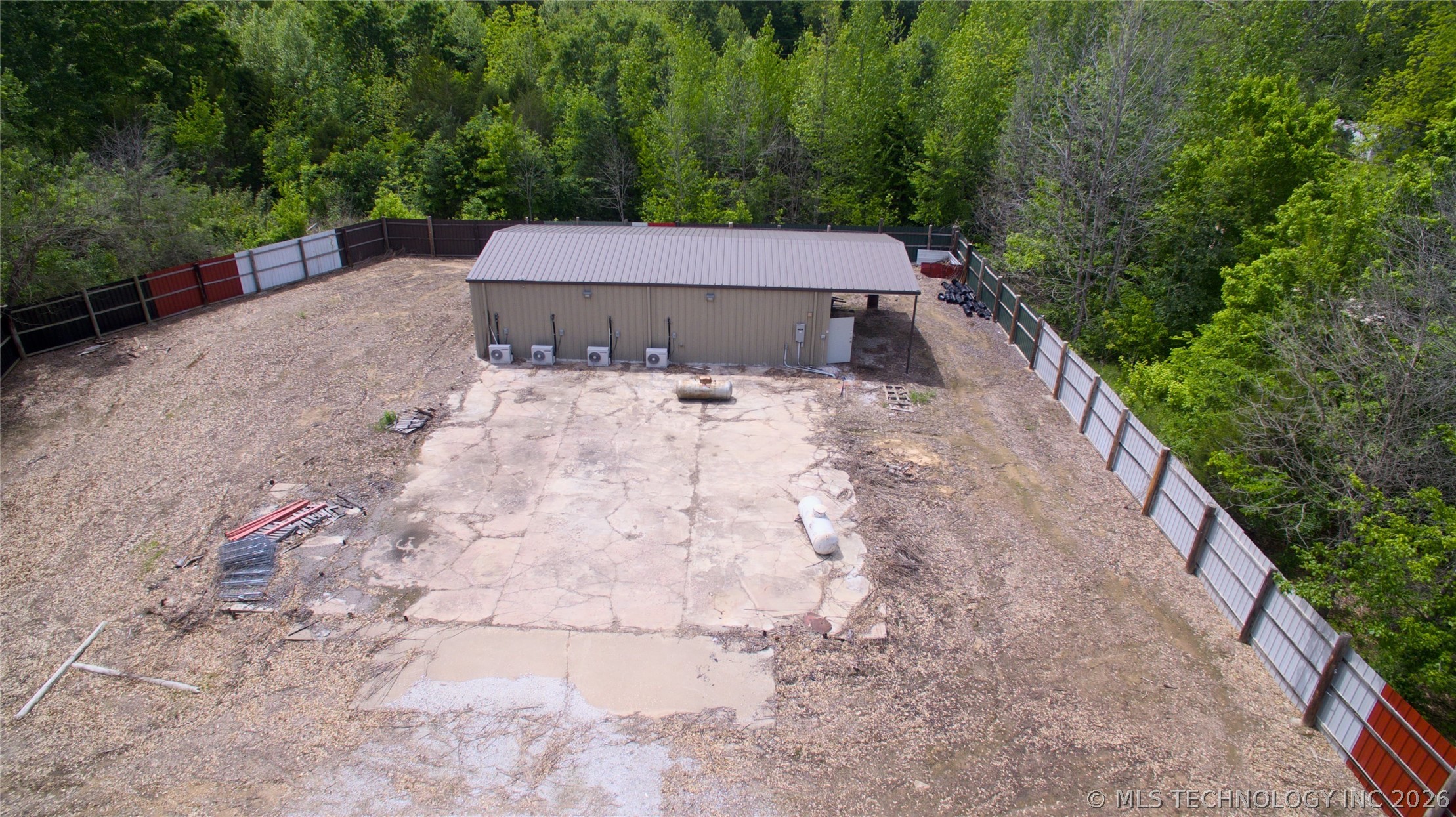 12701 E 153rd Street S Webbers Falls OK 74435