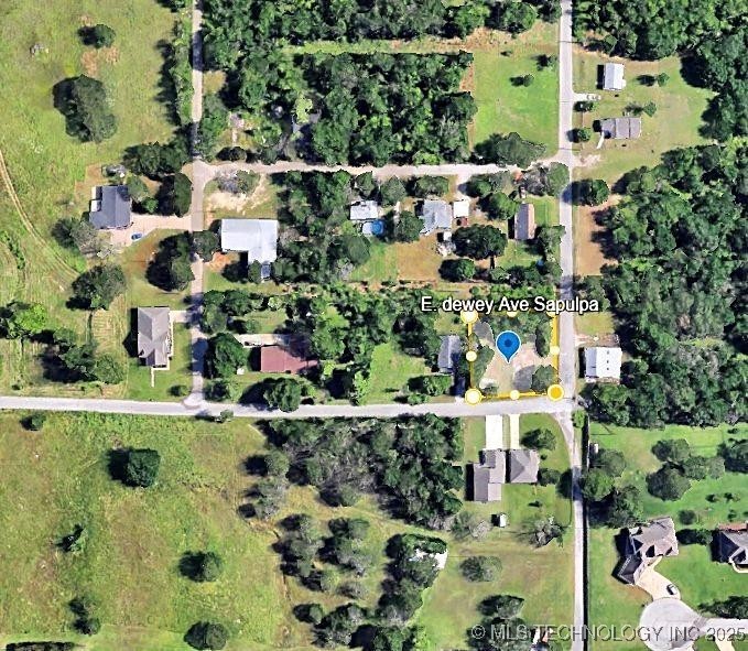 E Dewey Avenue Sapulpa OK 74066