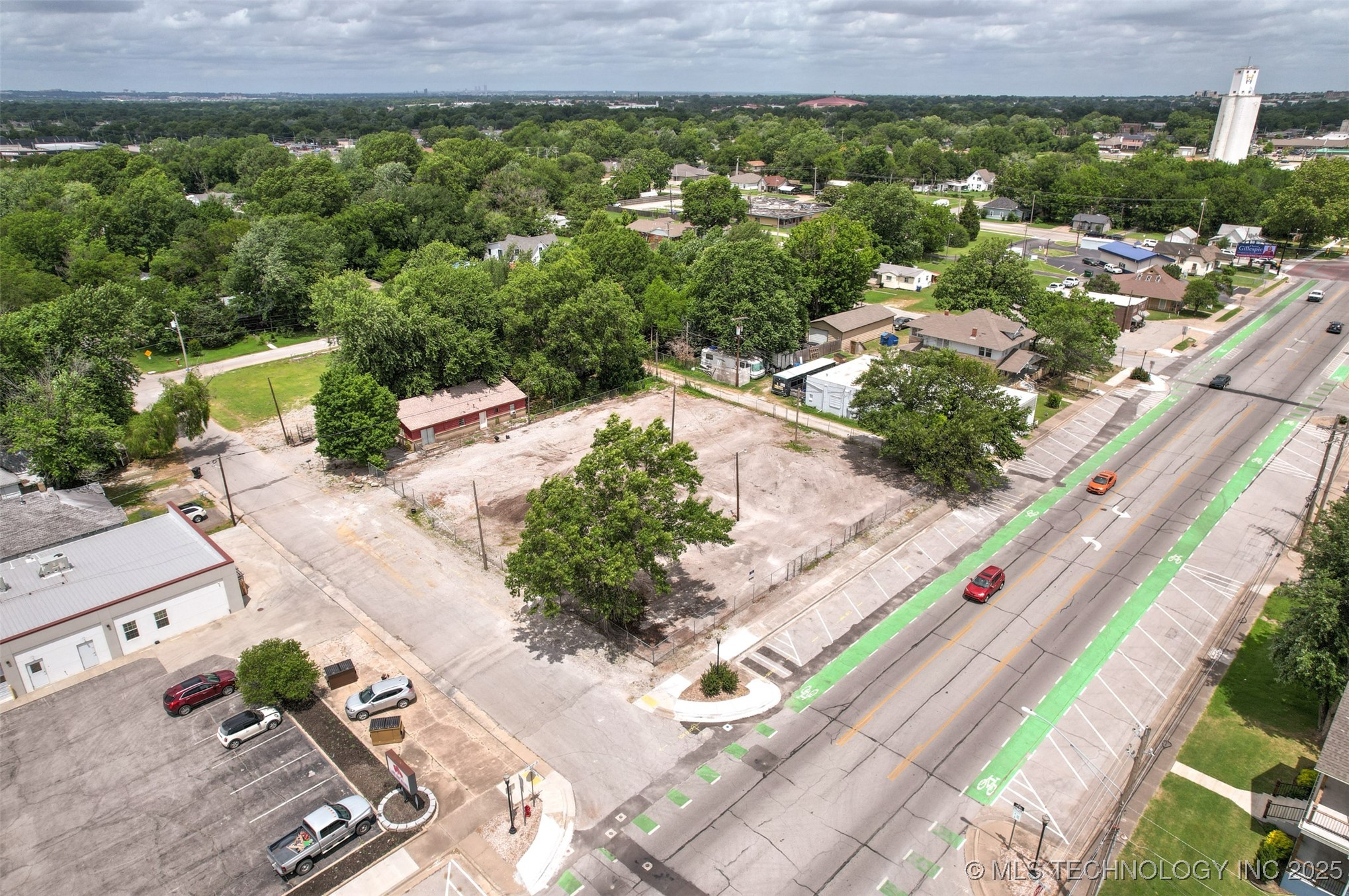 824 S Main Street Broken Arrow OK 74012
