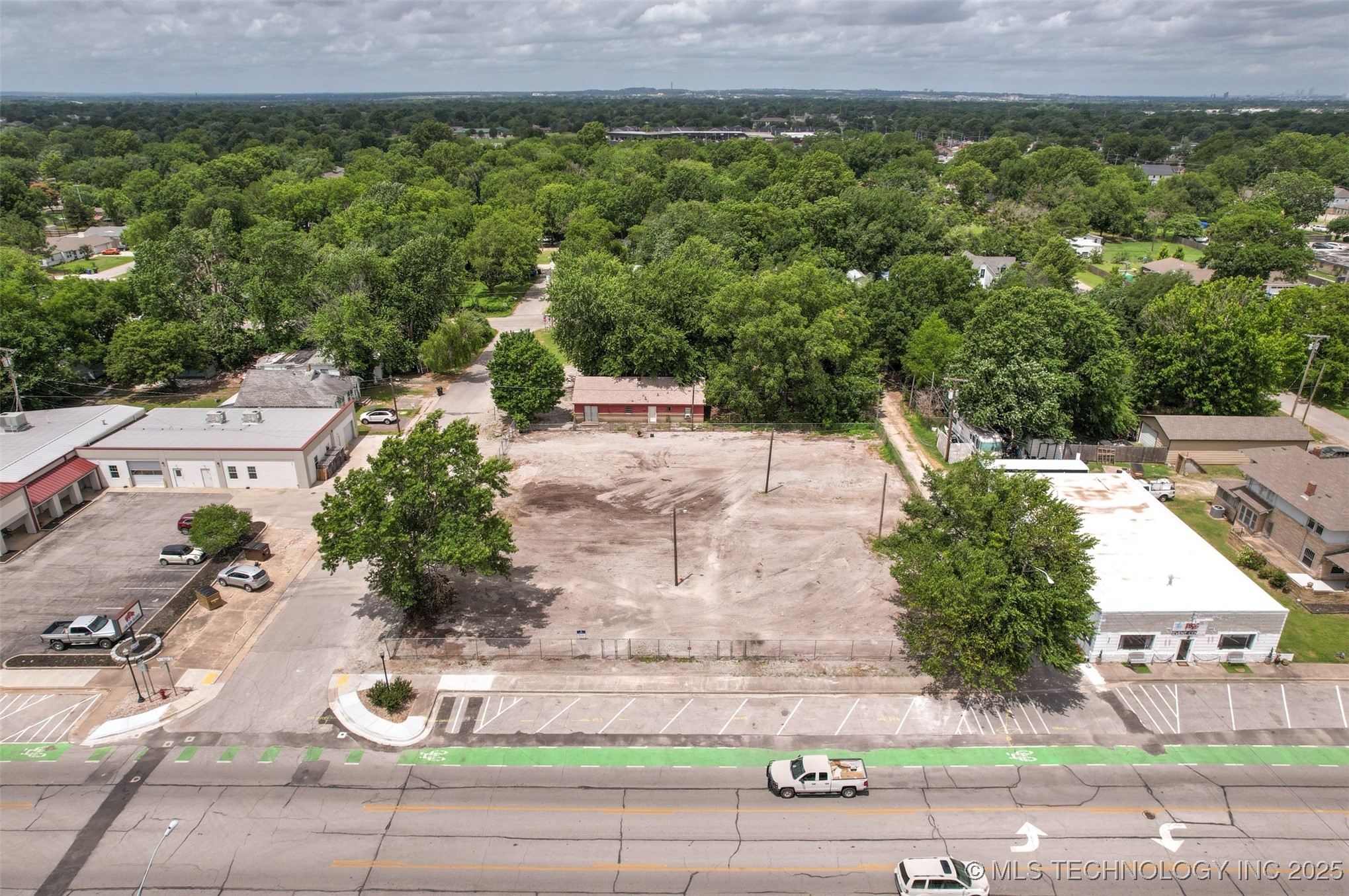 824 S Main Street Broken Arrow OK 74012
