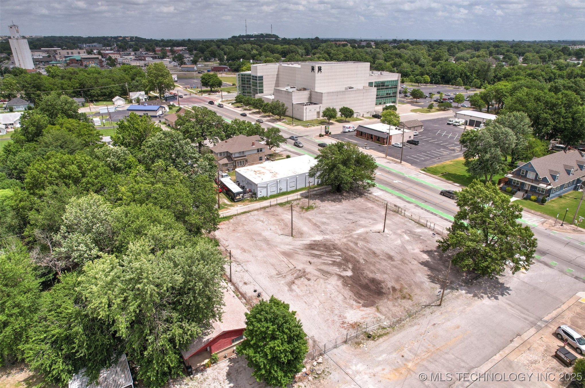 824 S Main Street Broken Arrow OK 74012
