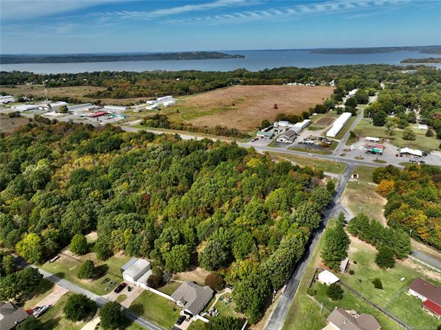 9 E Bower Eufaula OK 74432
