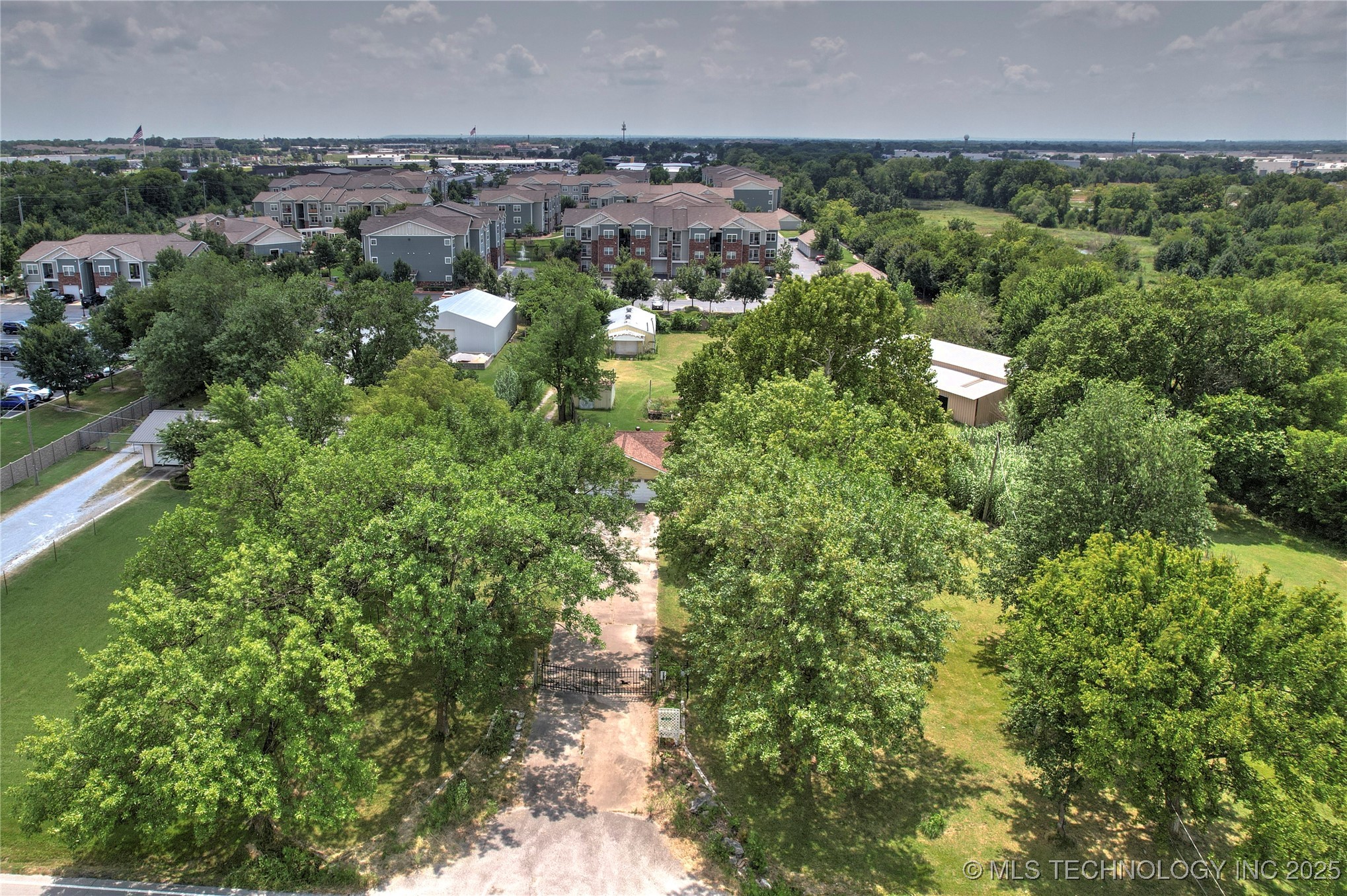2435 W Omaha Street Broken Arrow OK 74012
