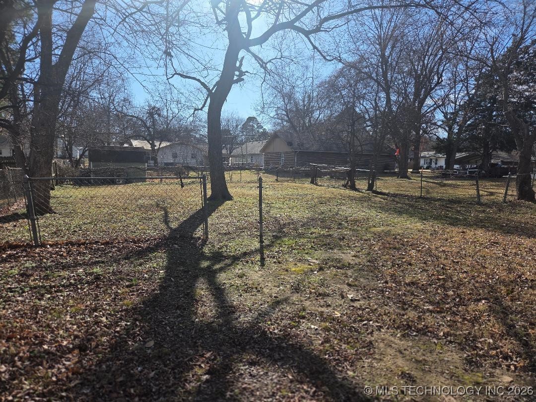 403 W Grand Eufaula OK 74432
