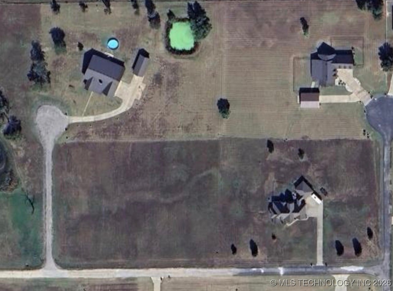 10 Red Bud Lane Morris OK 74445