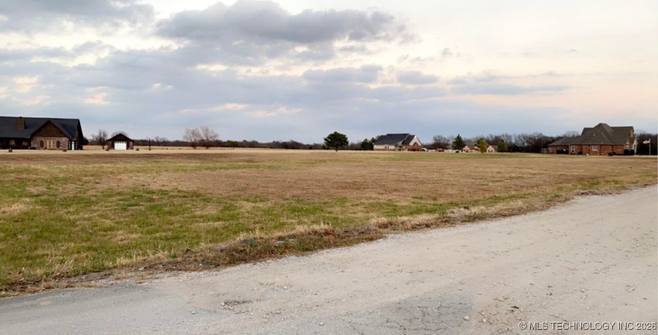 10 Red Bud Lane Morris OK 74445
