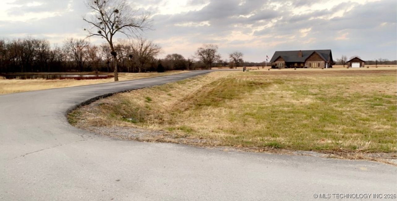 10 Red Bud Lane Morris OK 74445