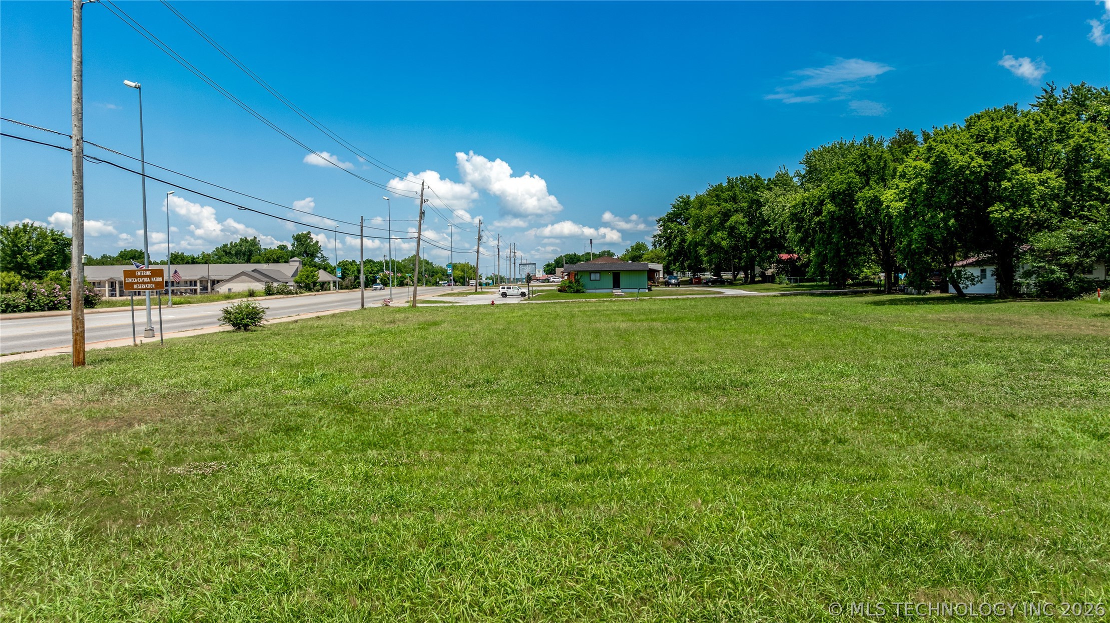Highway 59 N Grove OK 74344