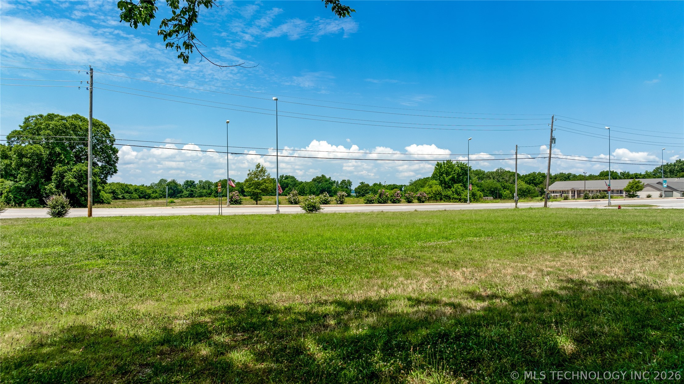 Highway 59 N Grove OK 74344
