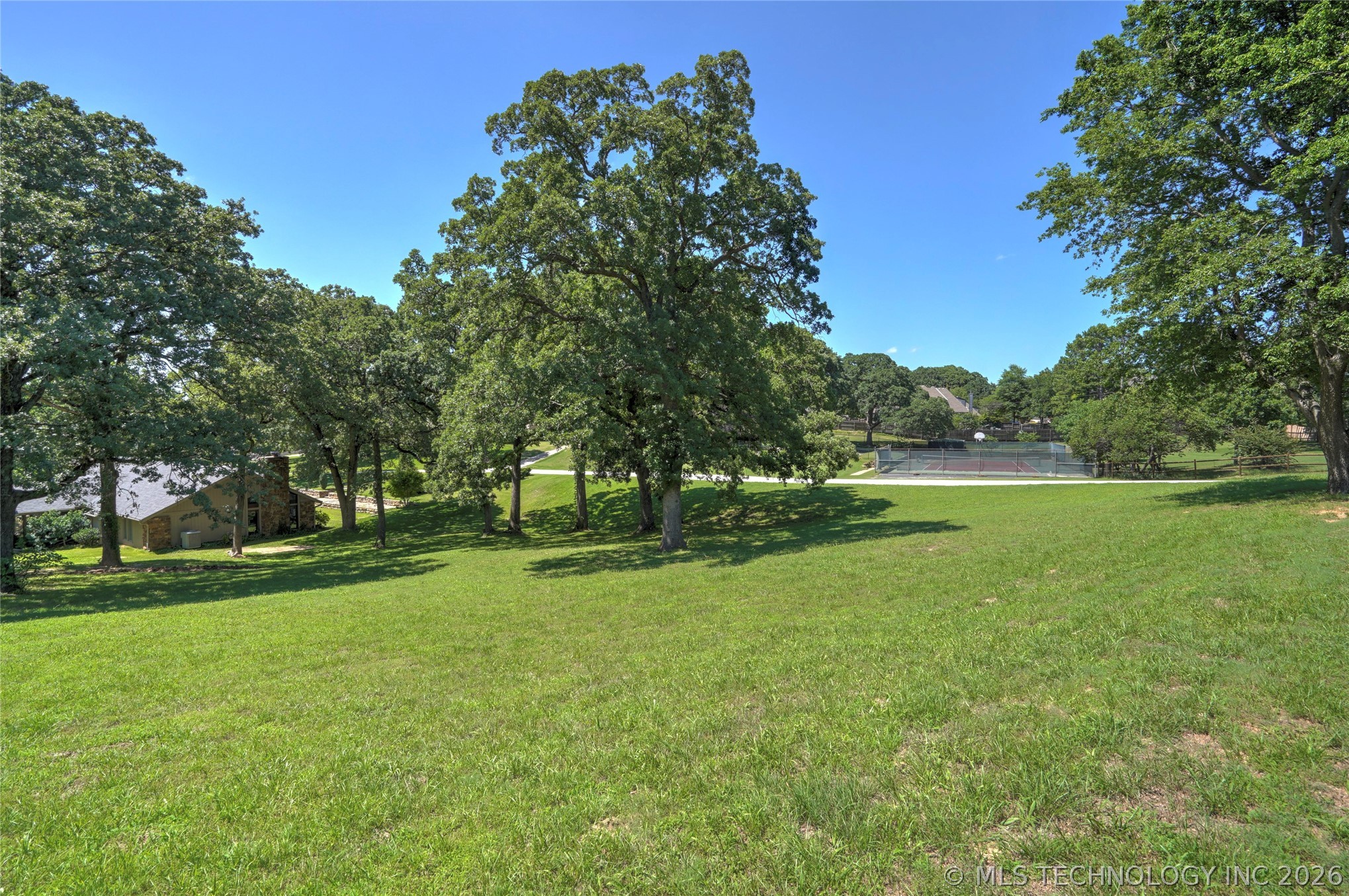 E 104th Place Tulsa OK 74137