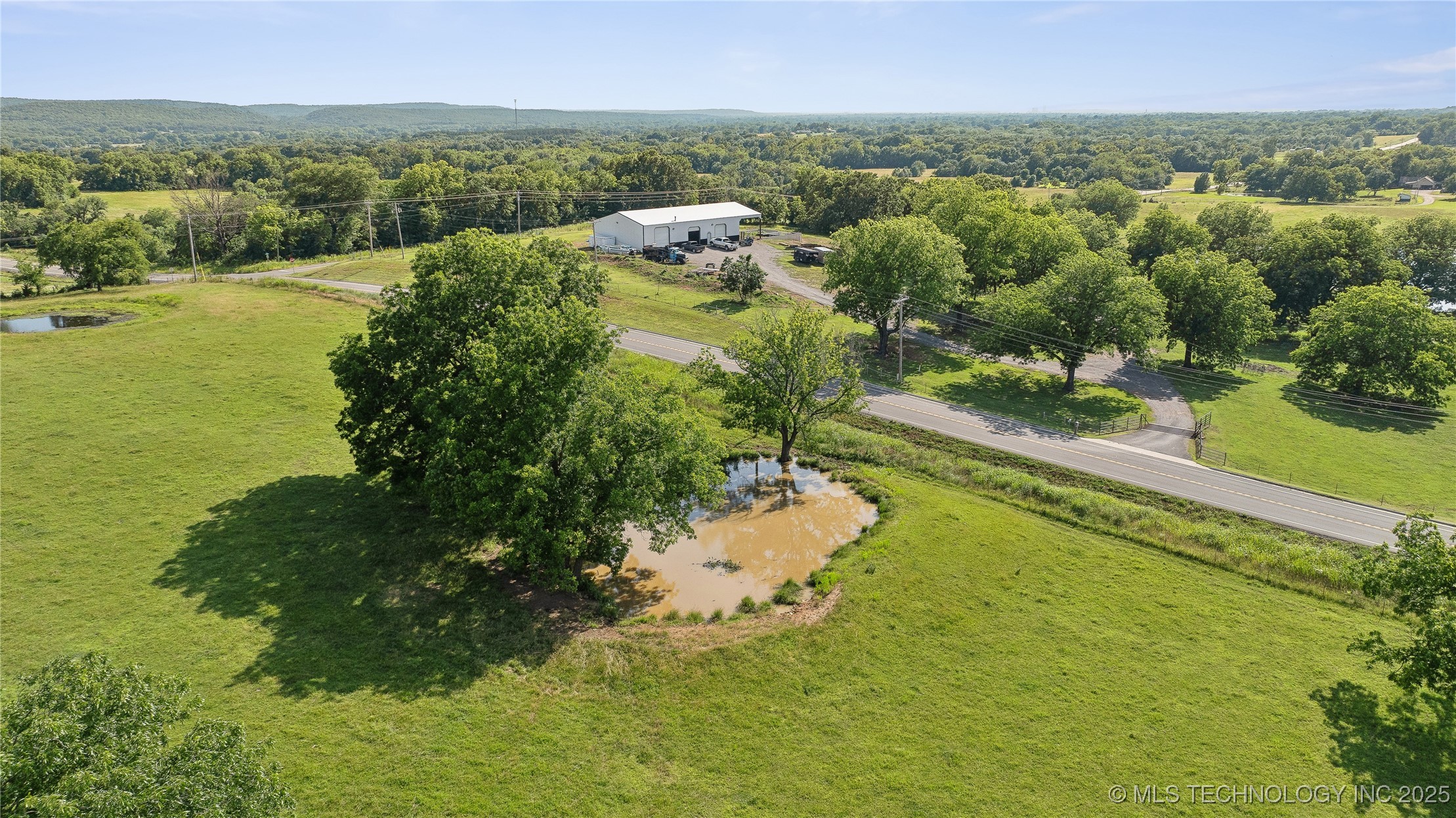 1904 N County Line Road E Fort Gibson OK 74434
