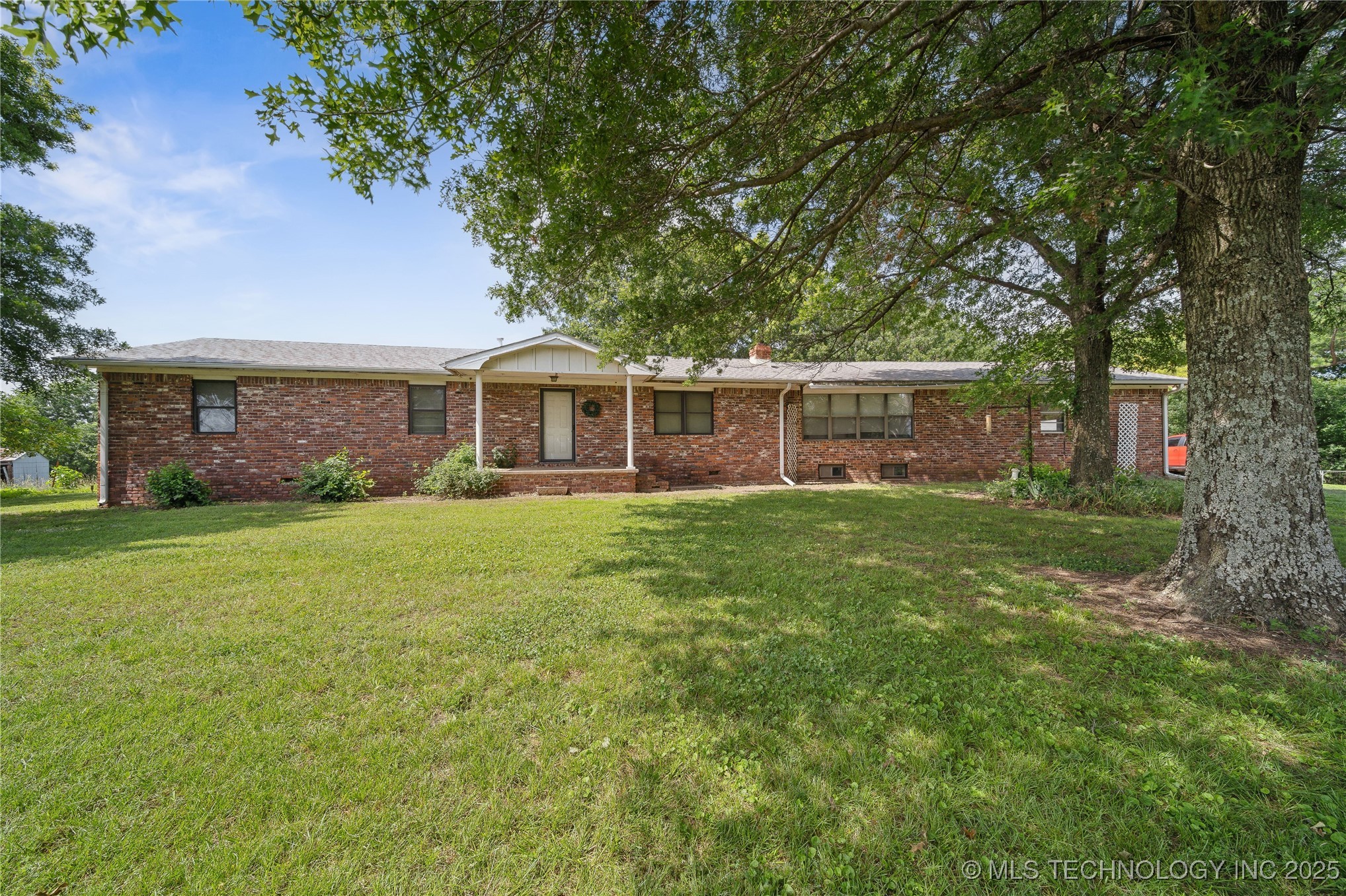 1904 N County Line Road E Fort Gibson OK 74434