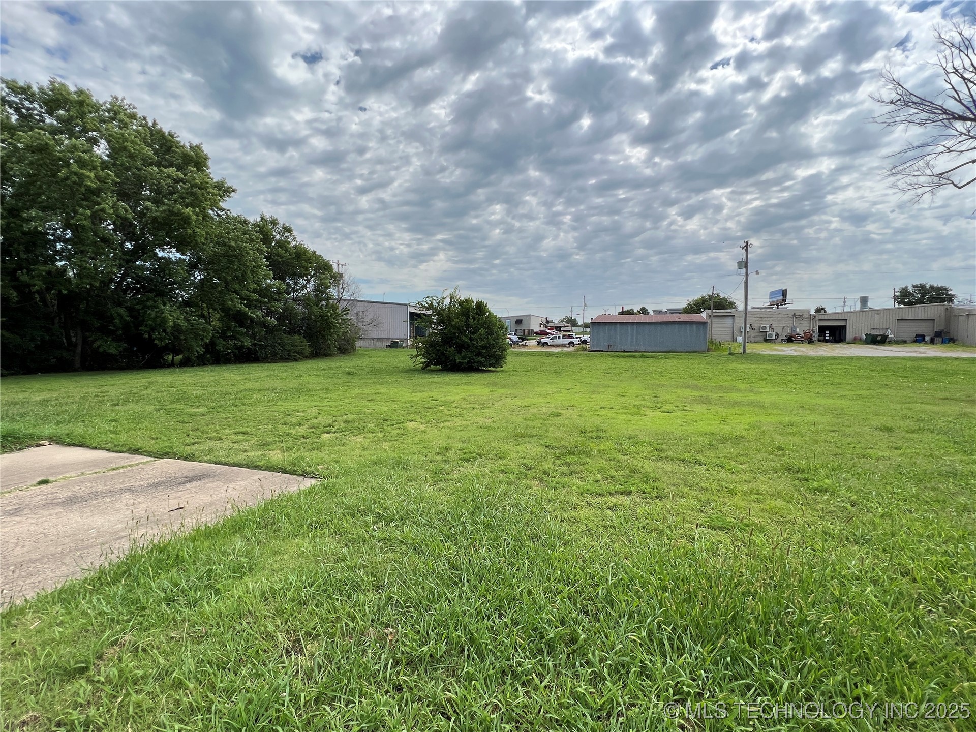 136 Debell Bartlesville OK 74006