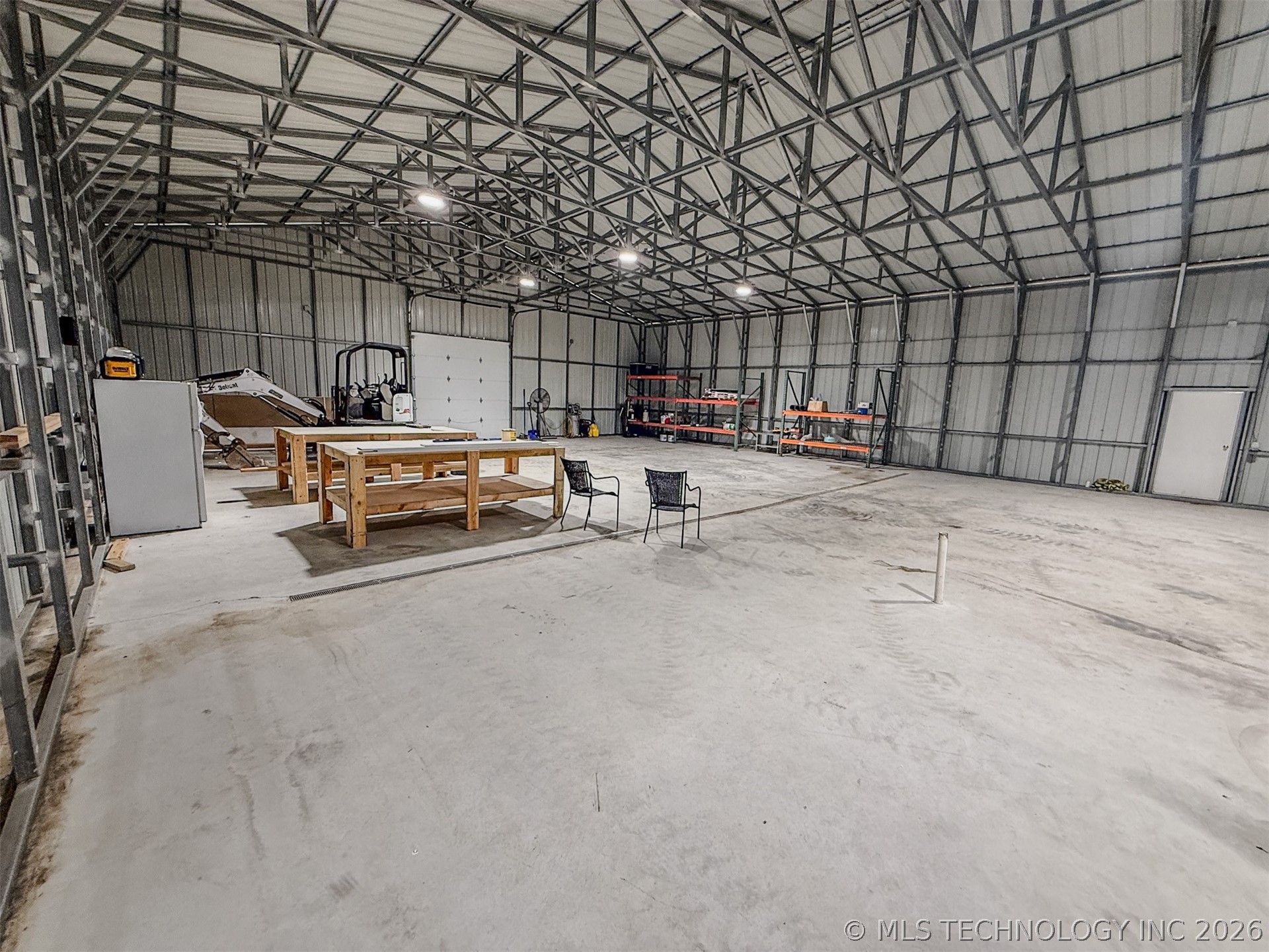1177 Highway 51 Hulbert OK 74441