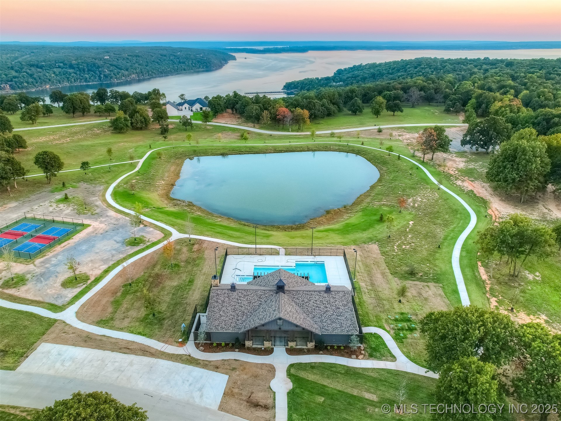242 Patriot Pointe Eufaula OK 74432