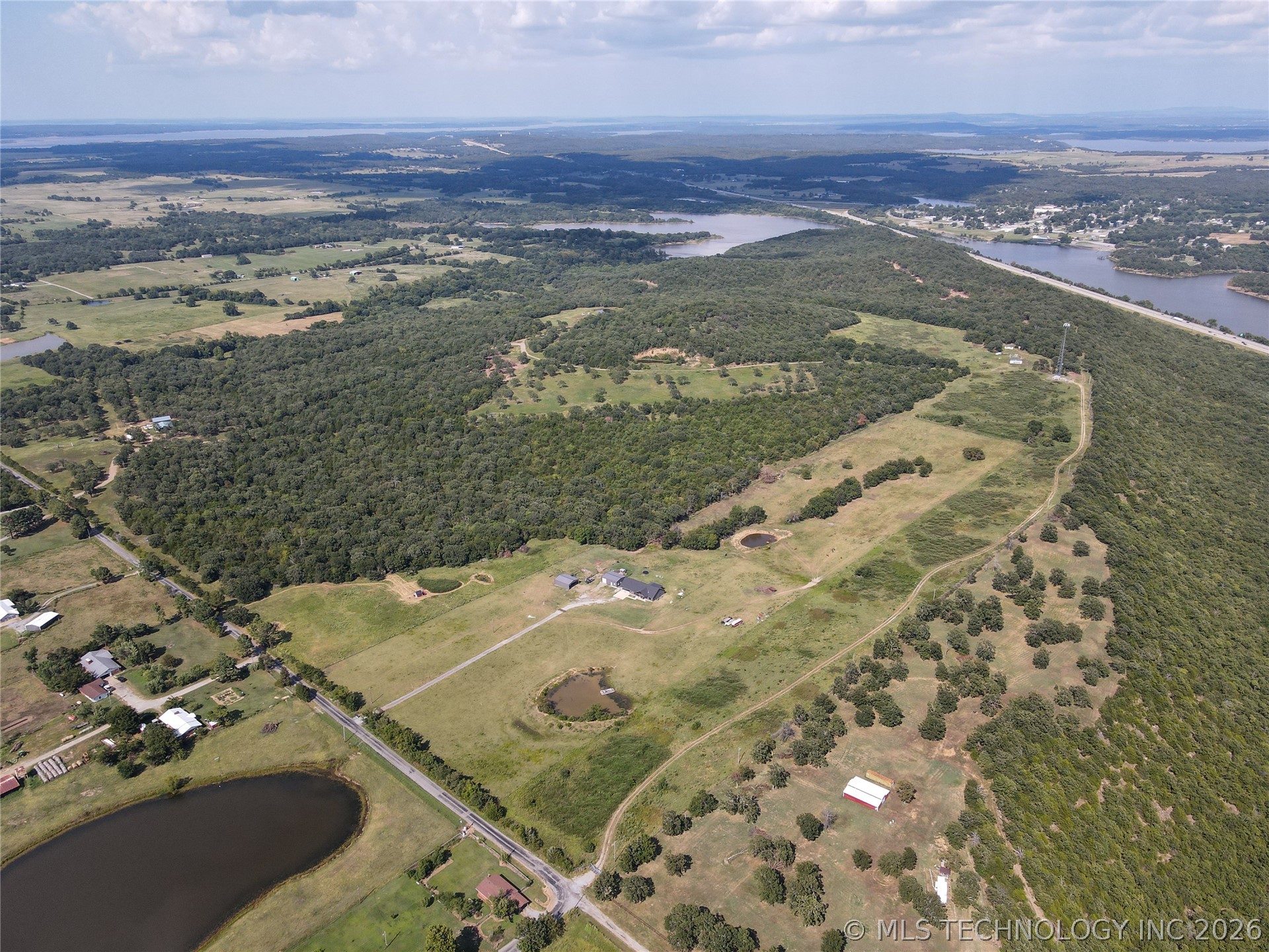 933 Higgins Road Eufaula OK 74442