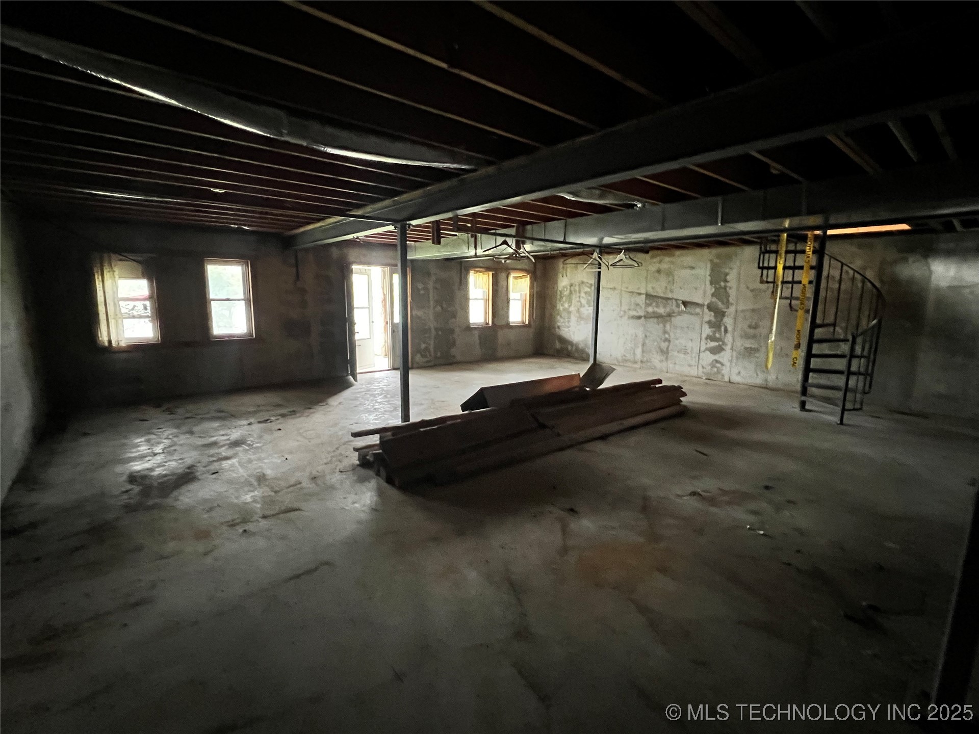 18101 S 641 Road Wyandotte OK 74370