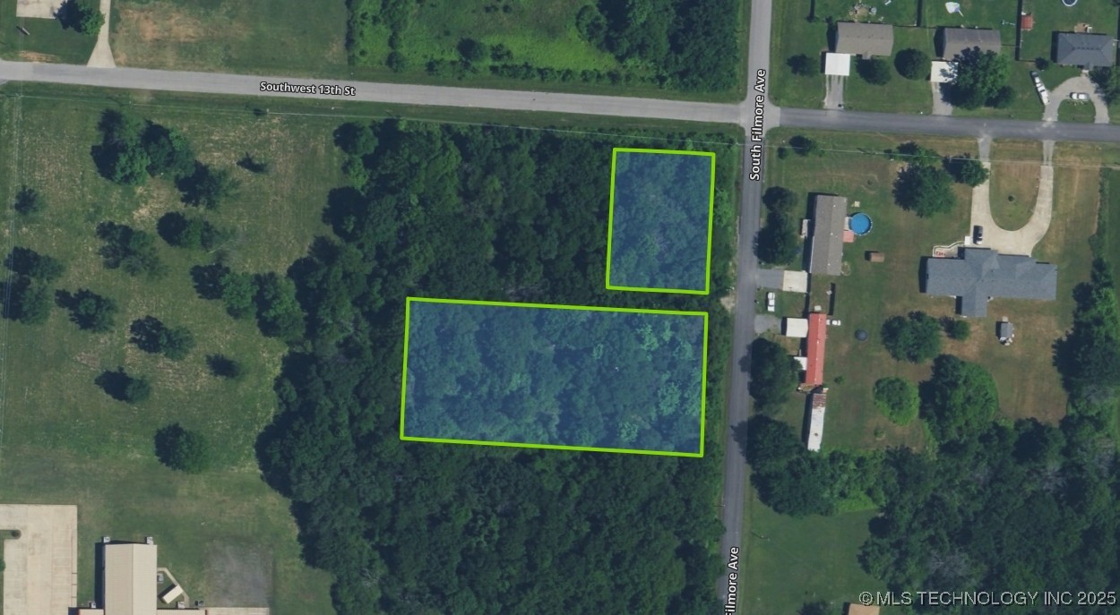 1406 S Filmore Avenue Wagoner OK 74467