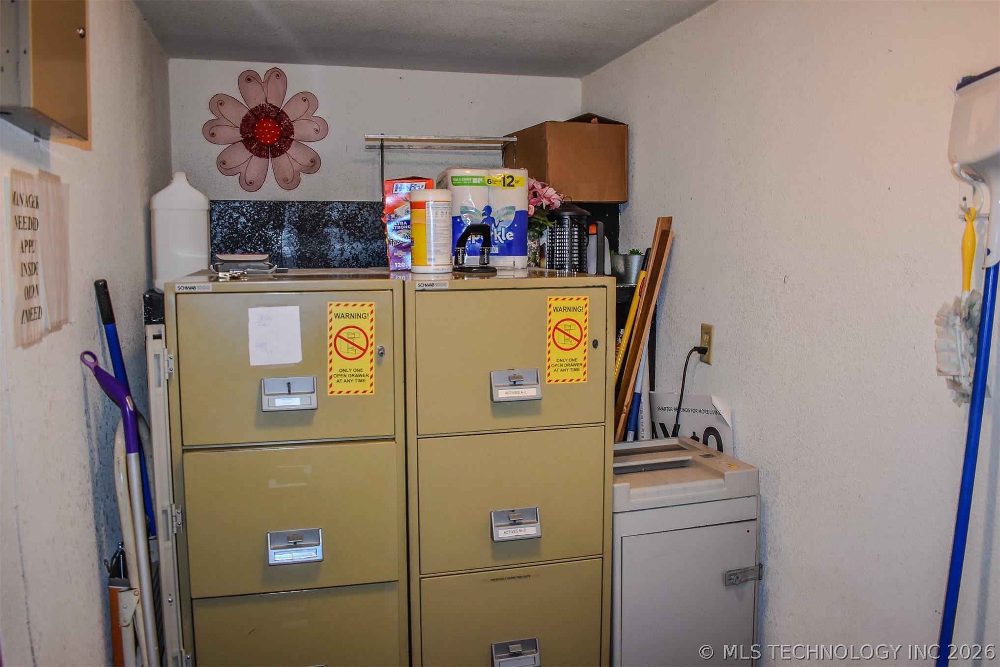 208 SW 3rd Street Antlers OK 74523