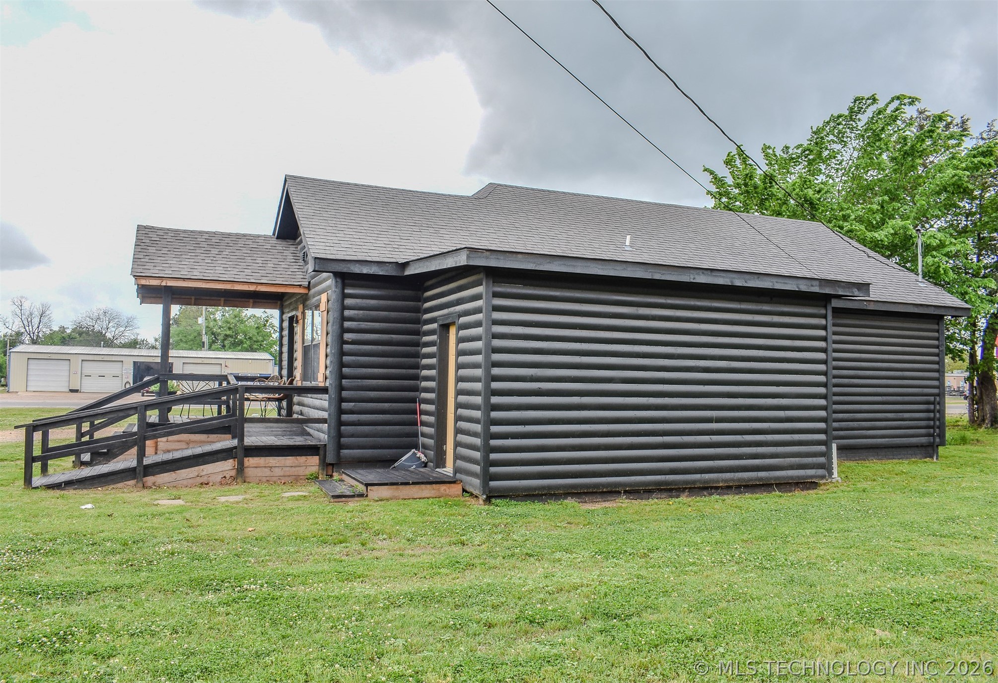 208 SW 3rd Street Antlers OK 74523