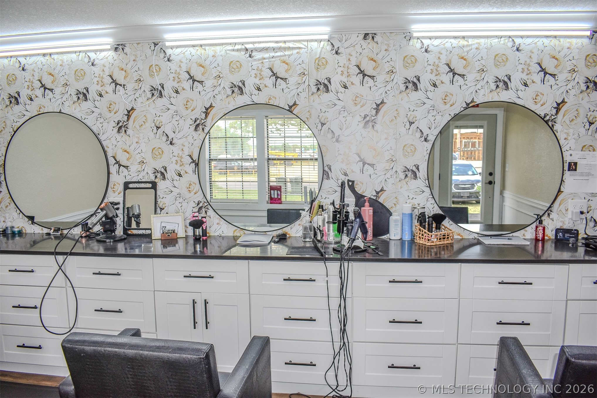 208 SW 3rd Street Antlers OK 74523