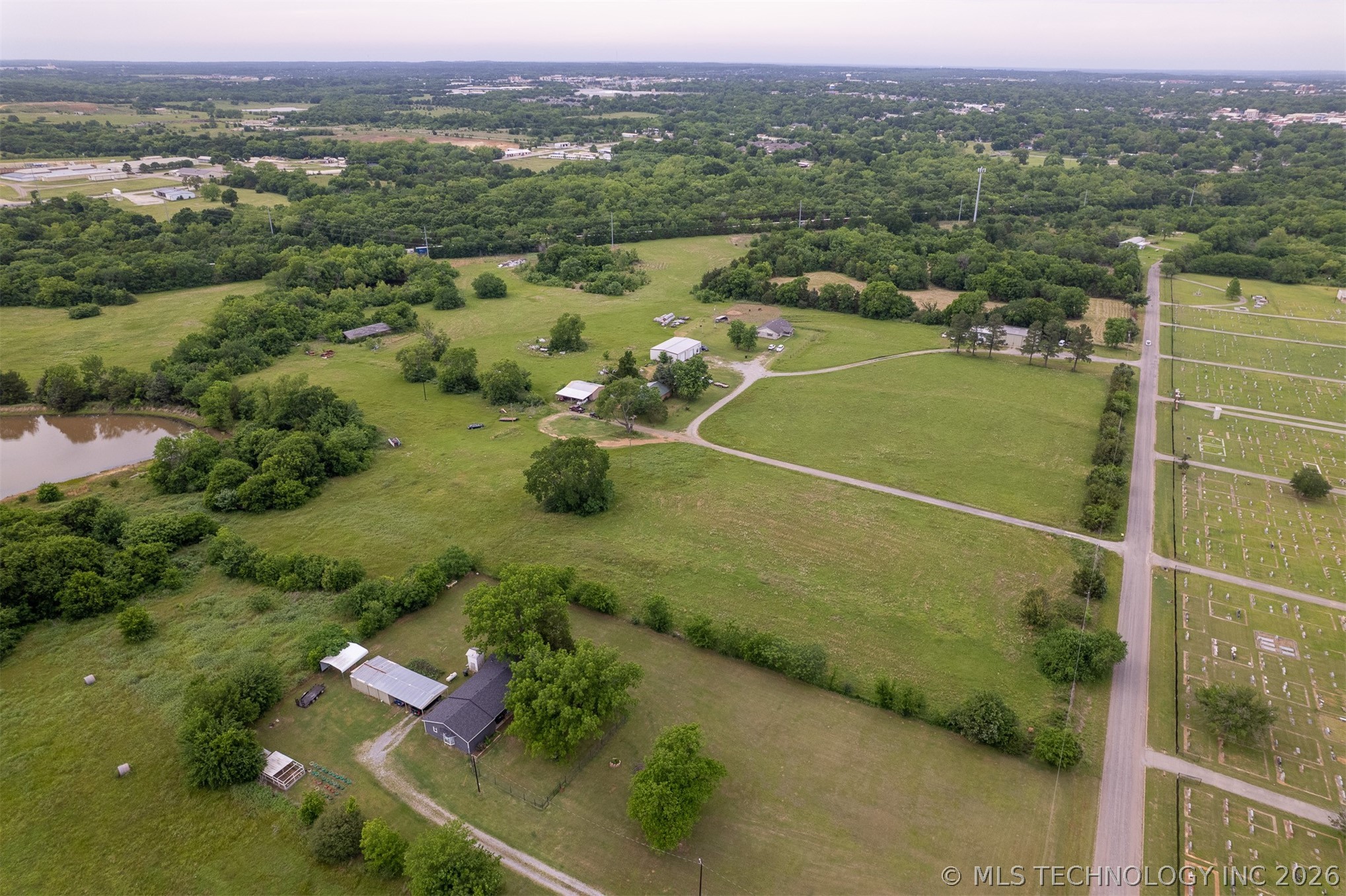 Cemetery Road Durant OK 74701