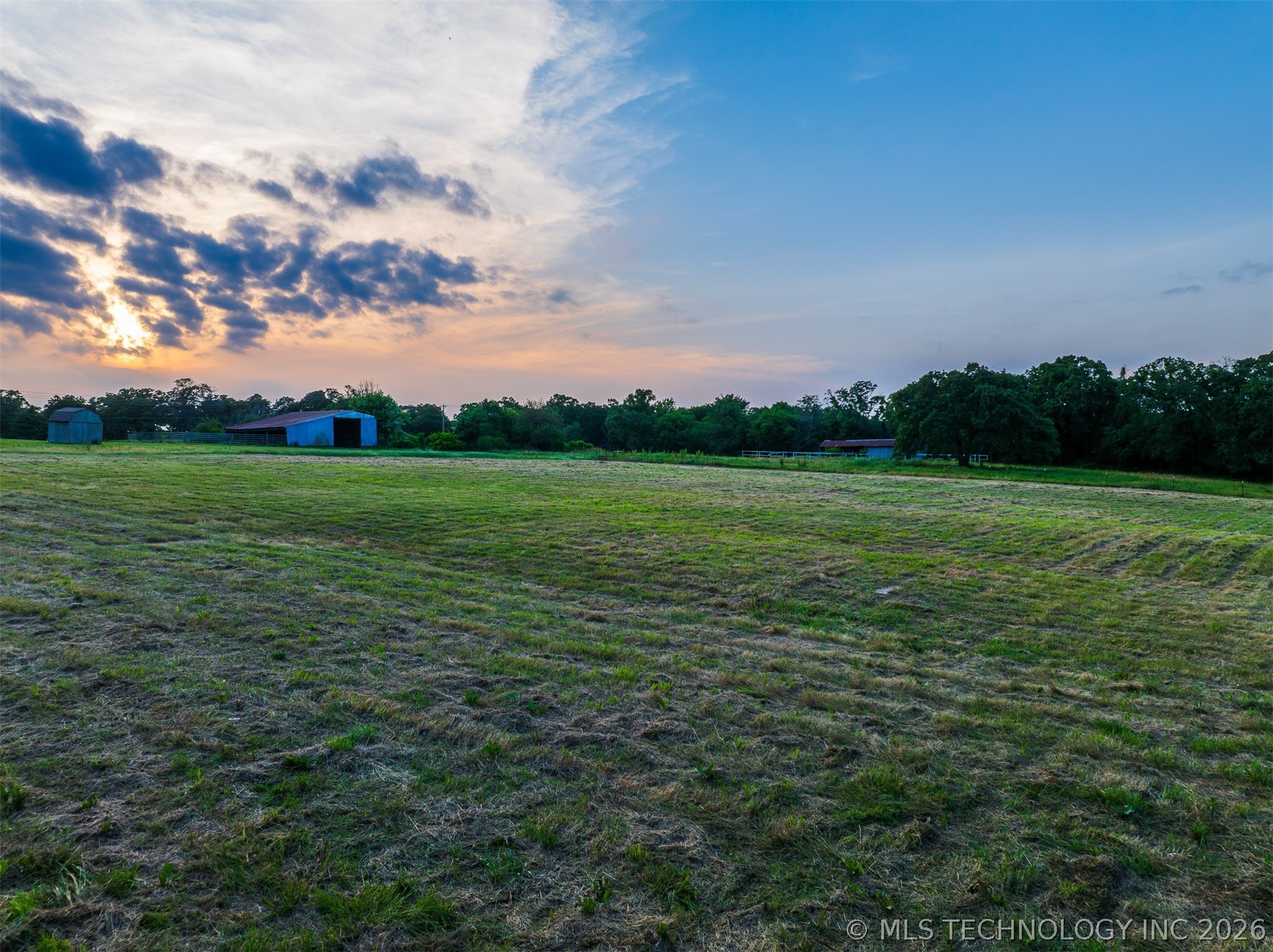 2 E 121st Street Coweta OK 74429