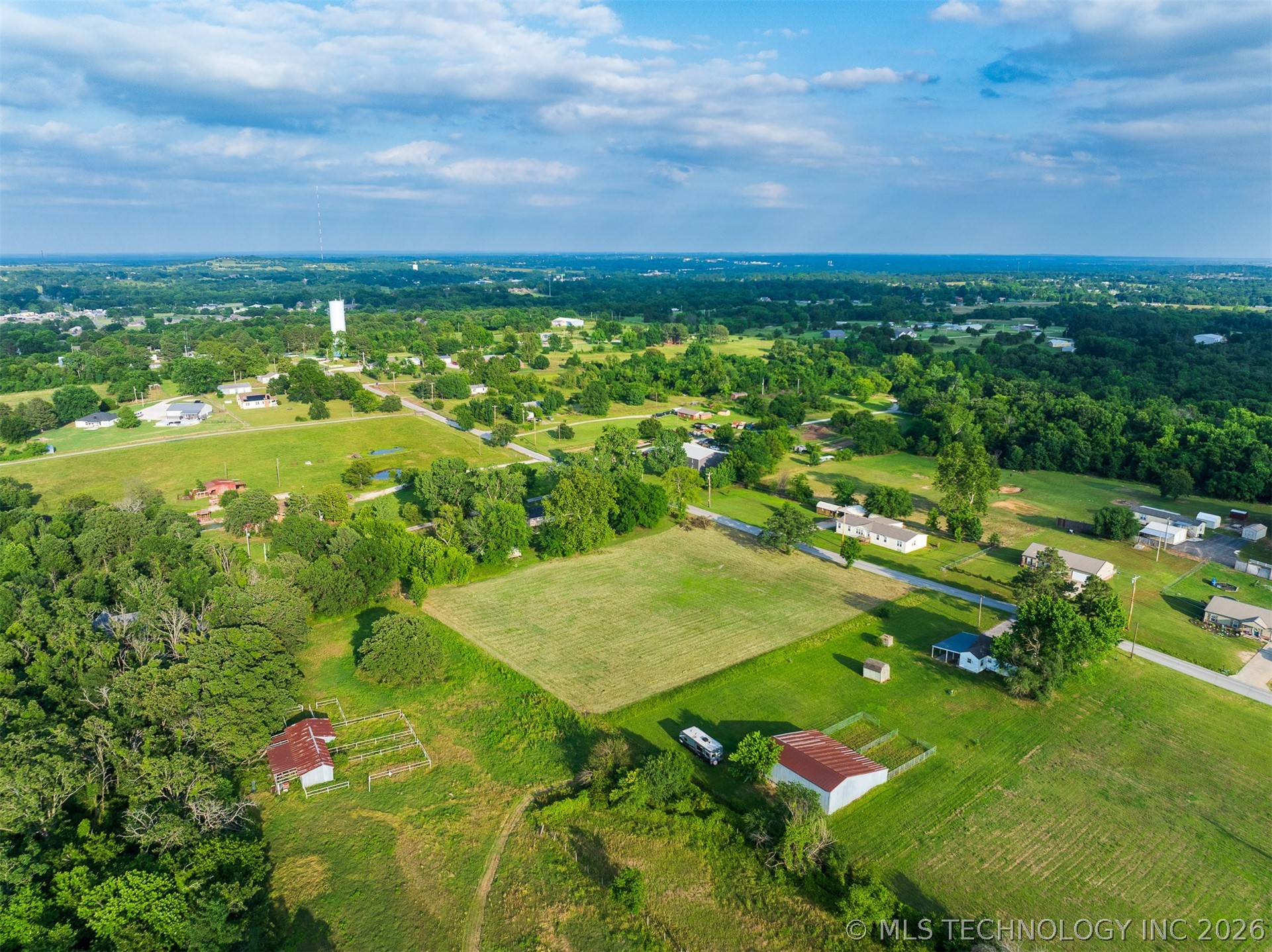 2 E 121st Street Coweta OK 74429