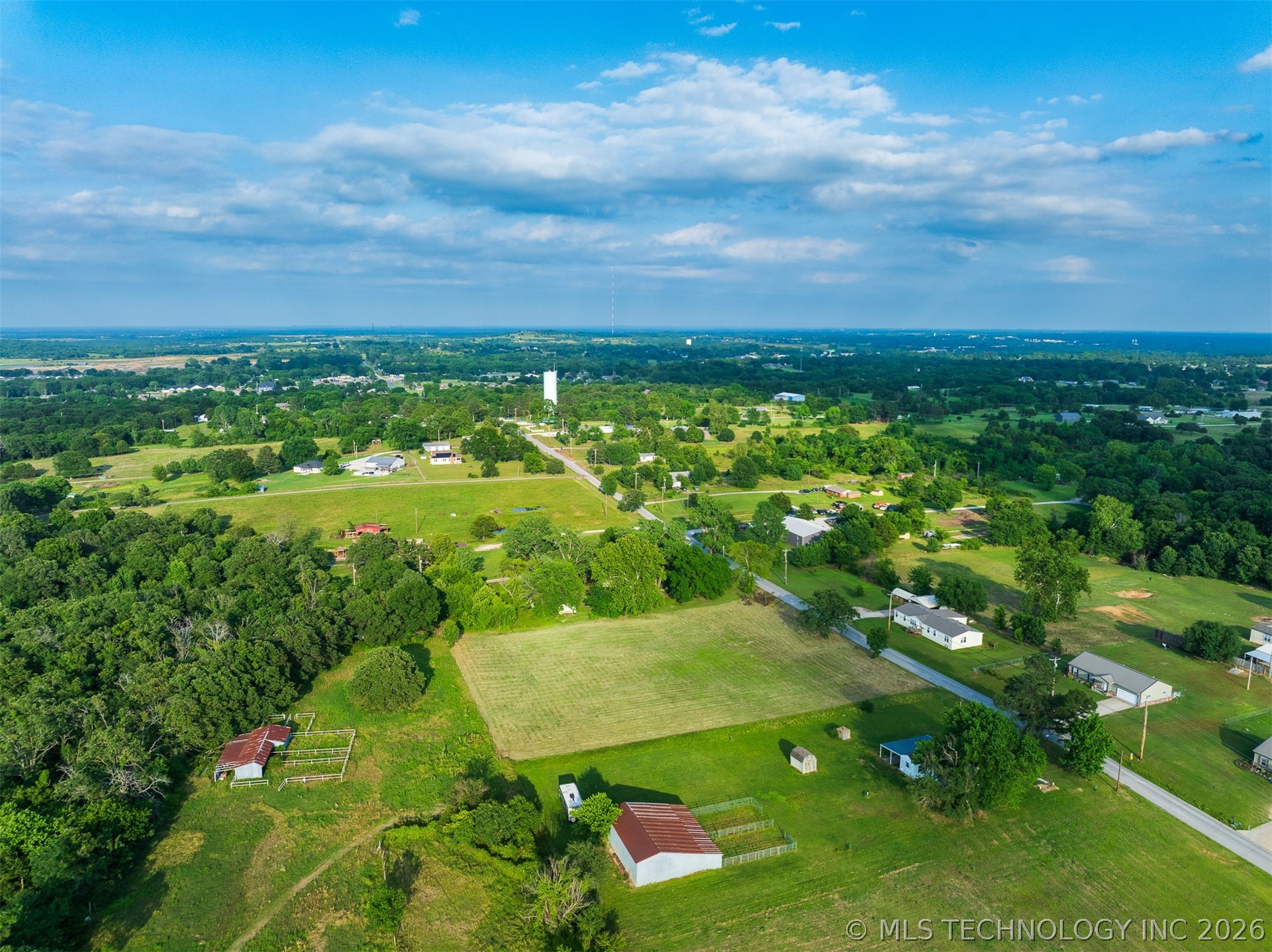 2 E 121st Street Coweta OK 74429
