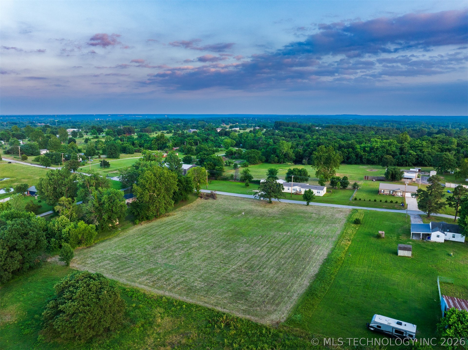 2 E 121st Street Coweta OK 74429
