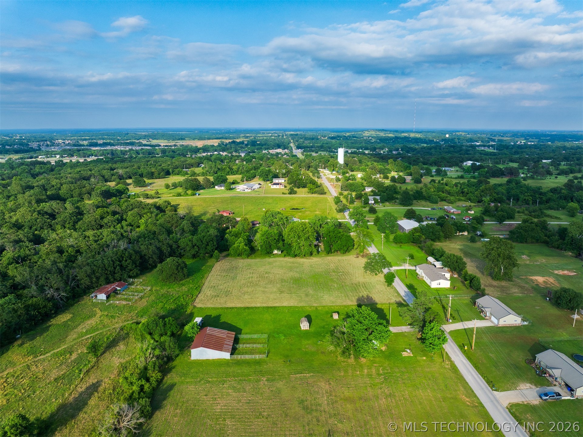 2 E 121st Street Coweta OK 74429