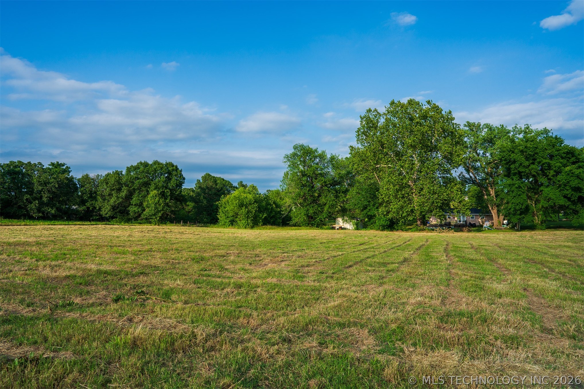 2 E 121st Street Coweta OK 74429