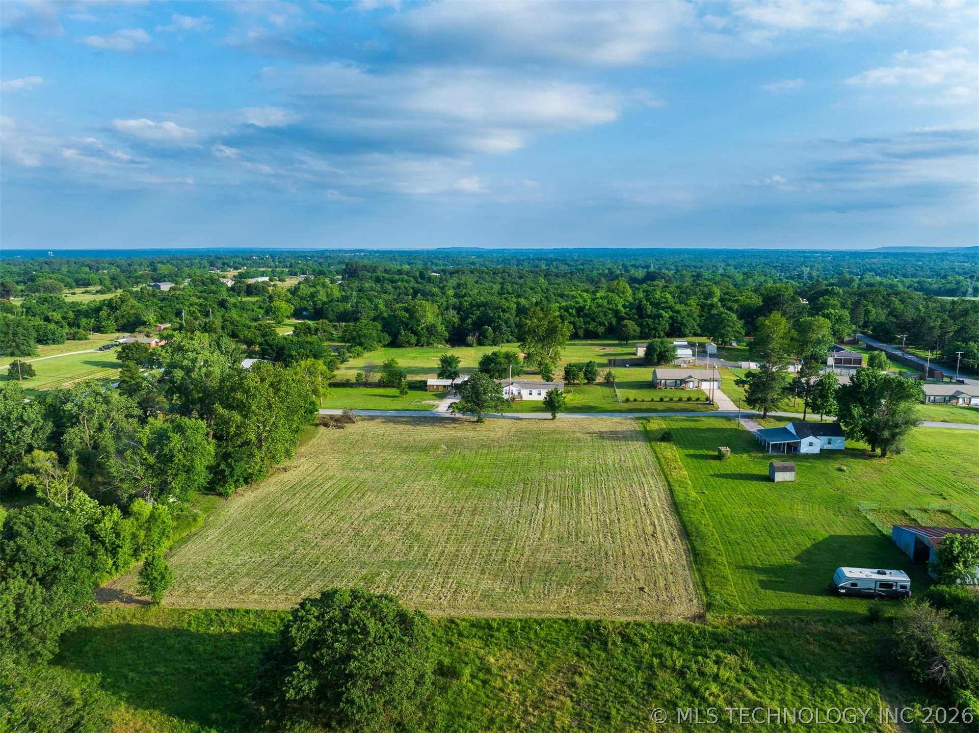 2 E 121st Street Coweta OK 74429