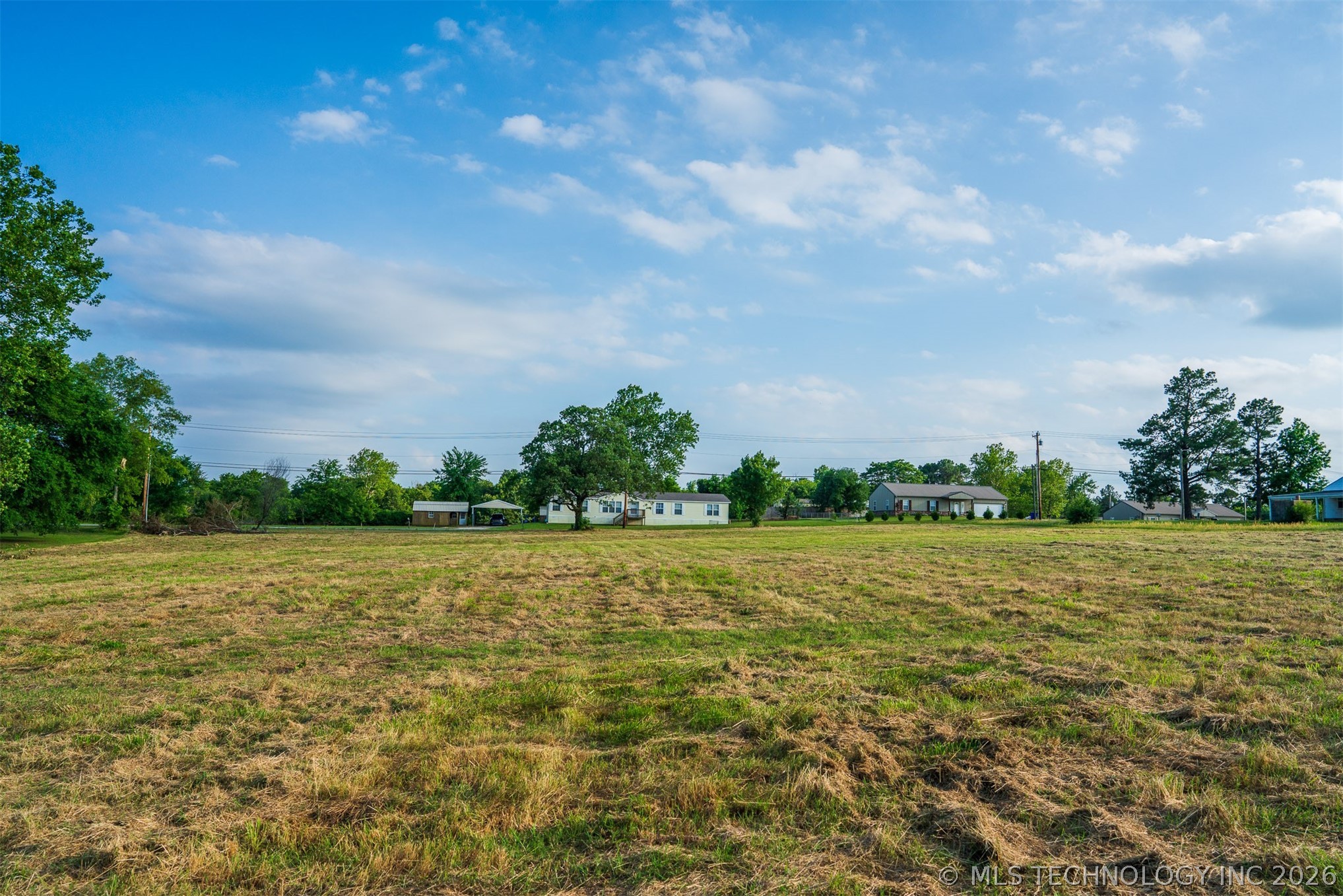 2 E 121st Street Coweta OK 74429