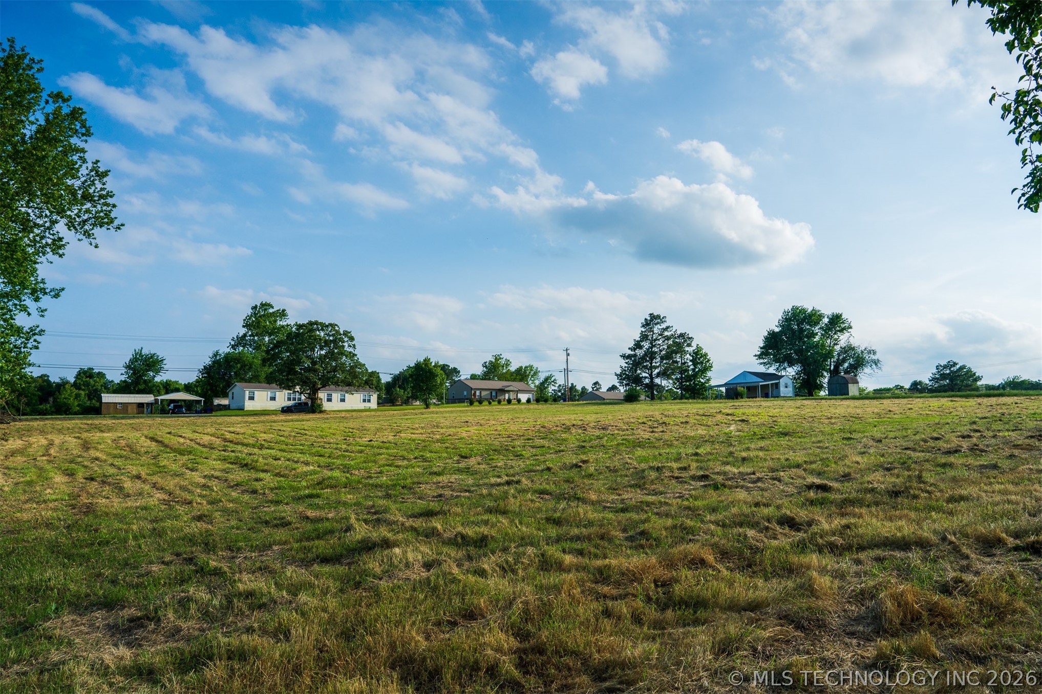 2 E 121st Street Coweta OK 74429