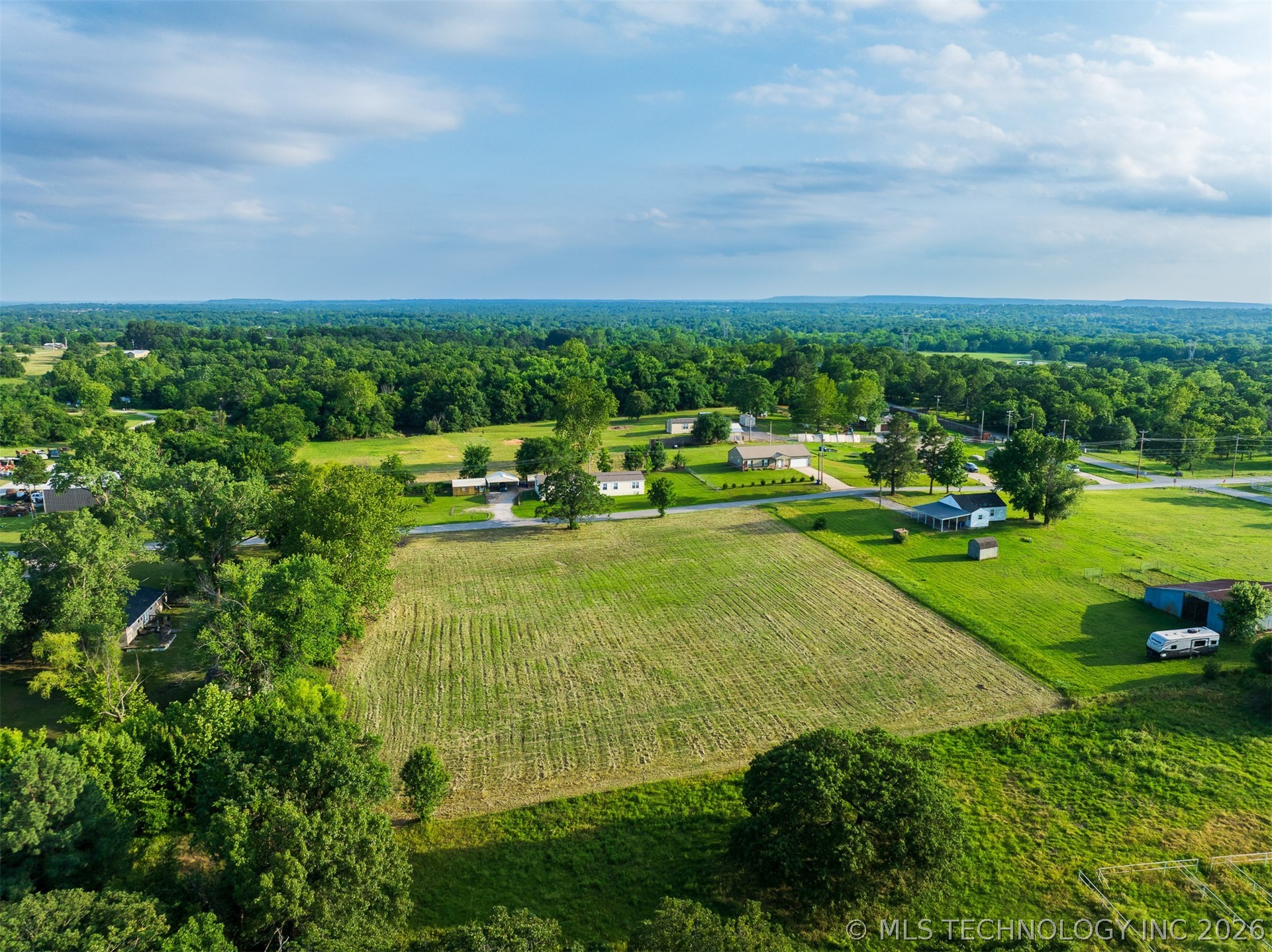 2 E 121st Street Coweta OK 74429