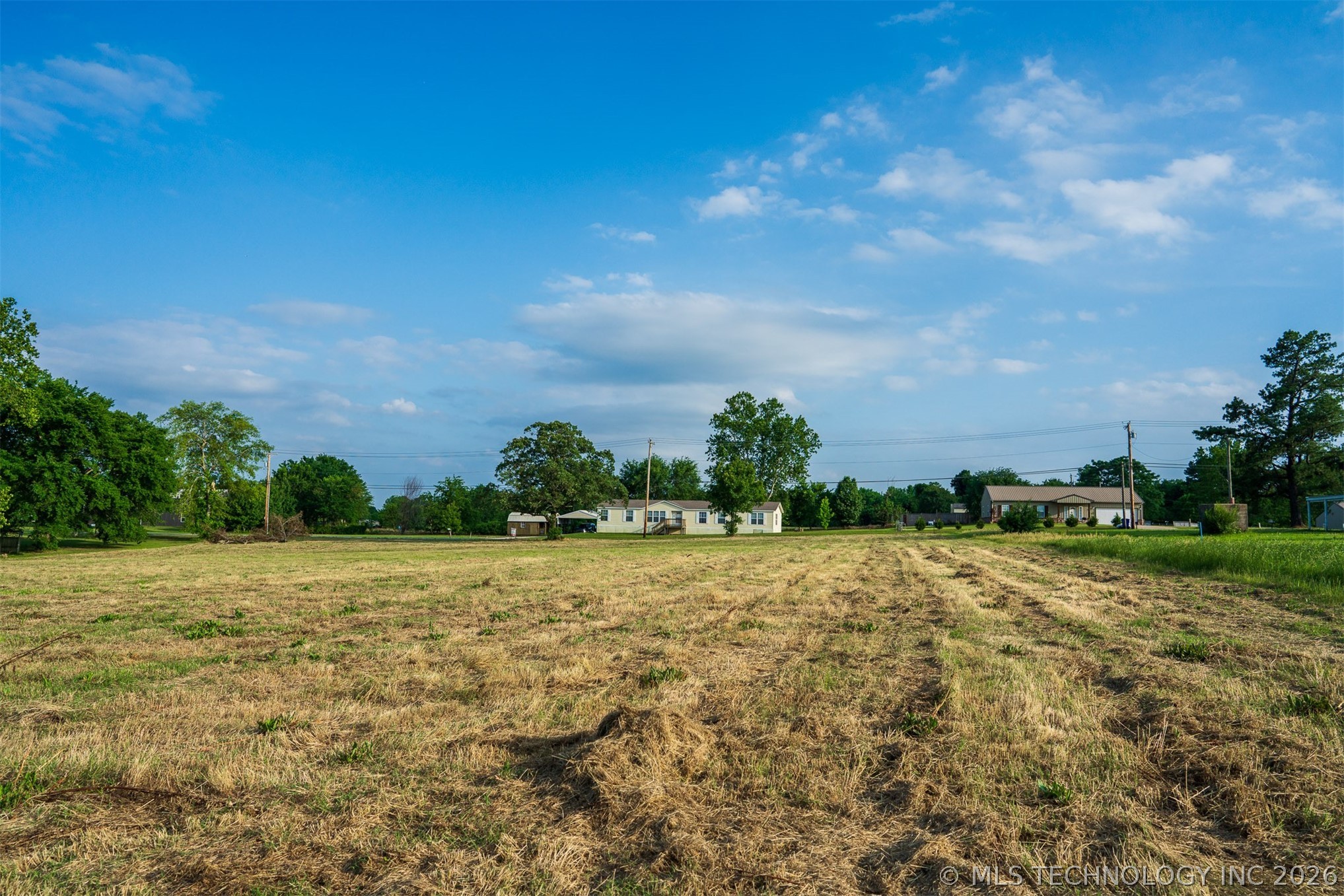 2 E 121st Street Coweta OK 74429