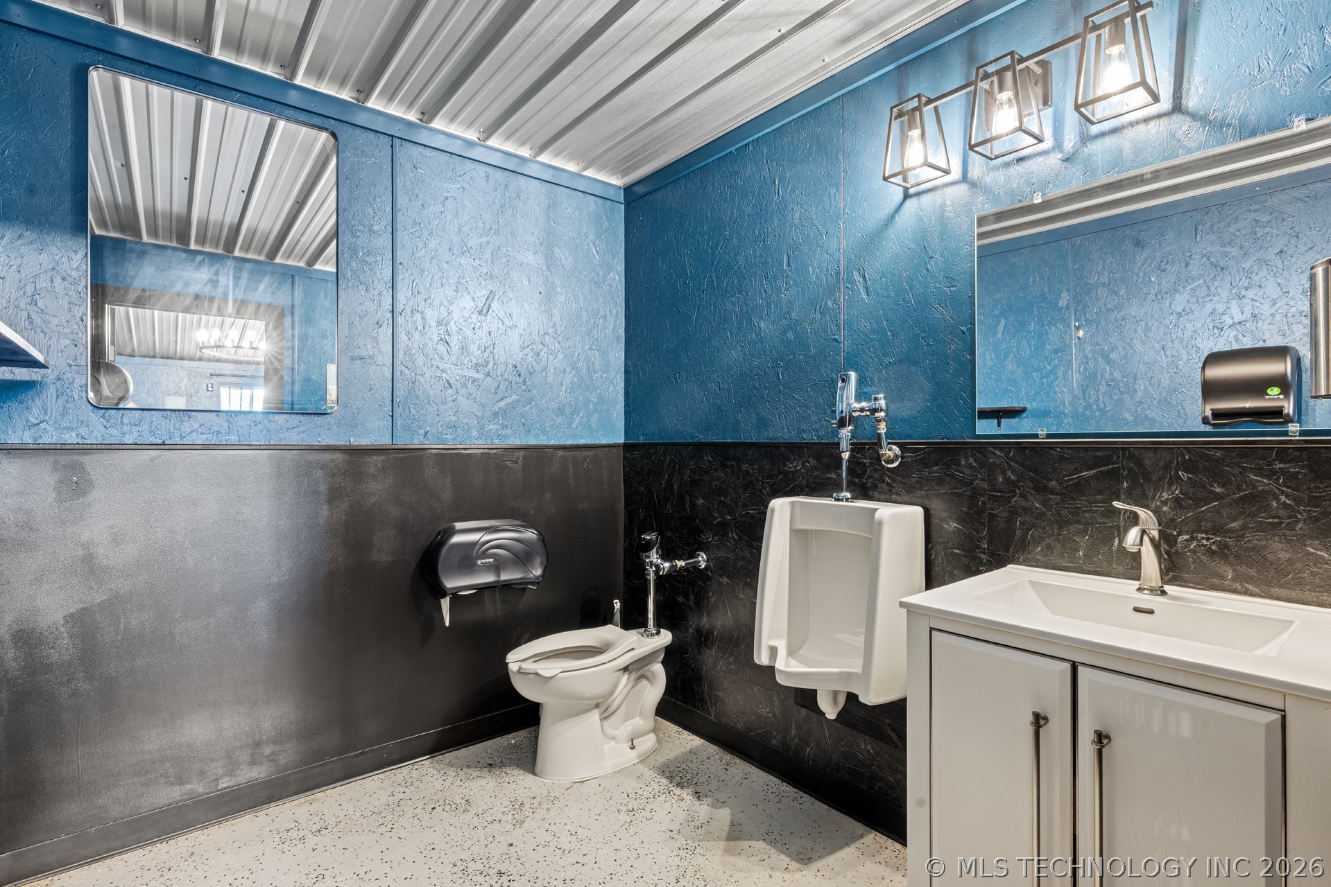 1592 N 4220 Road Grant OK 74738